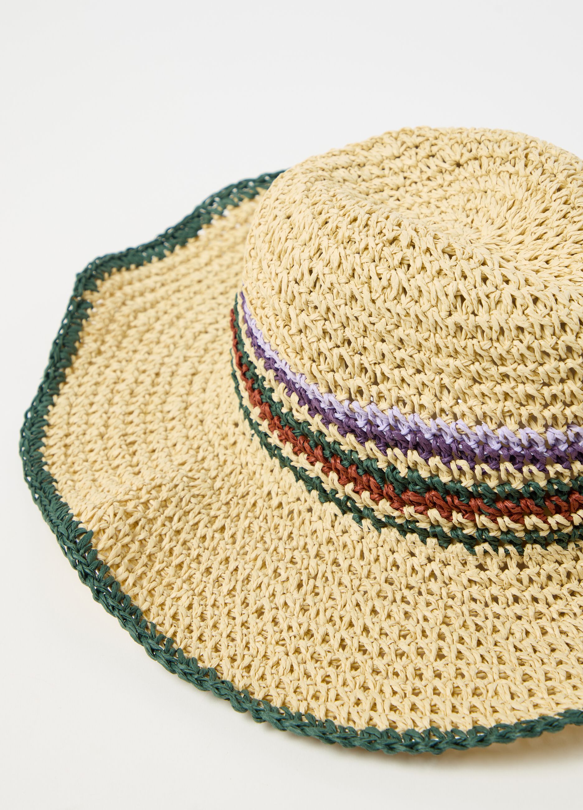 Hat with striped detail