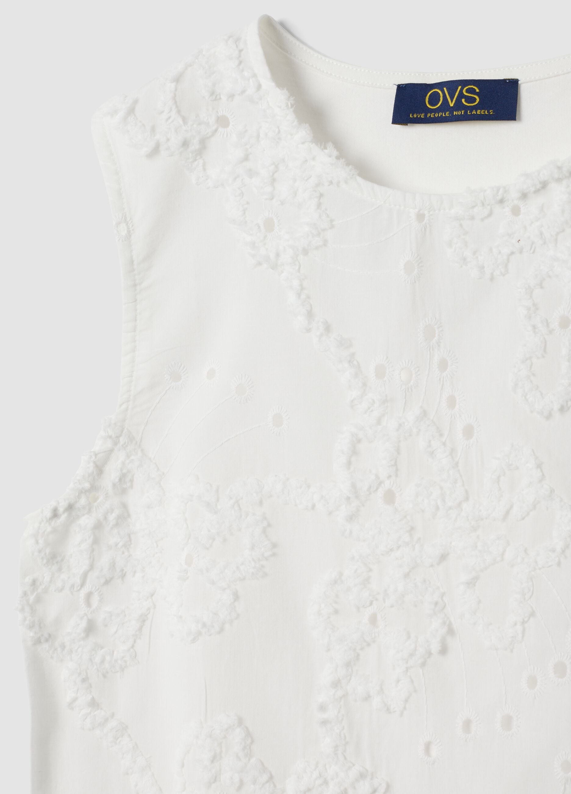 White pure cotton tank top with floral embroidery