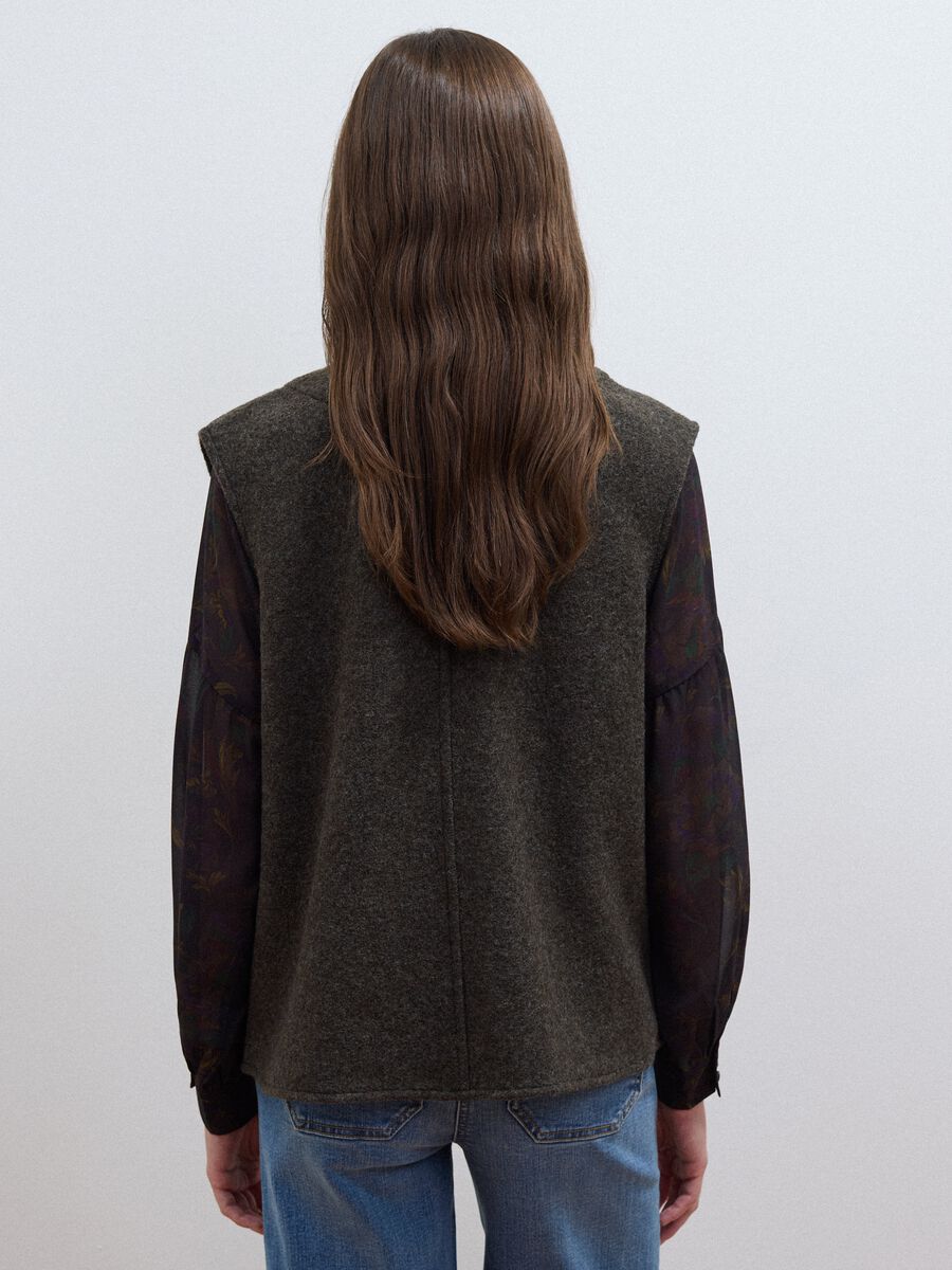 Gilet nero in pura lana con girocollo over fit_3