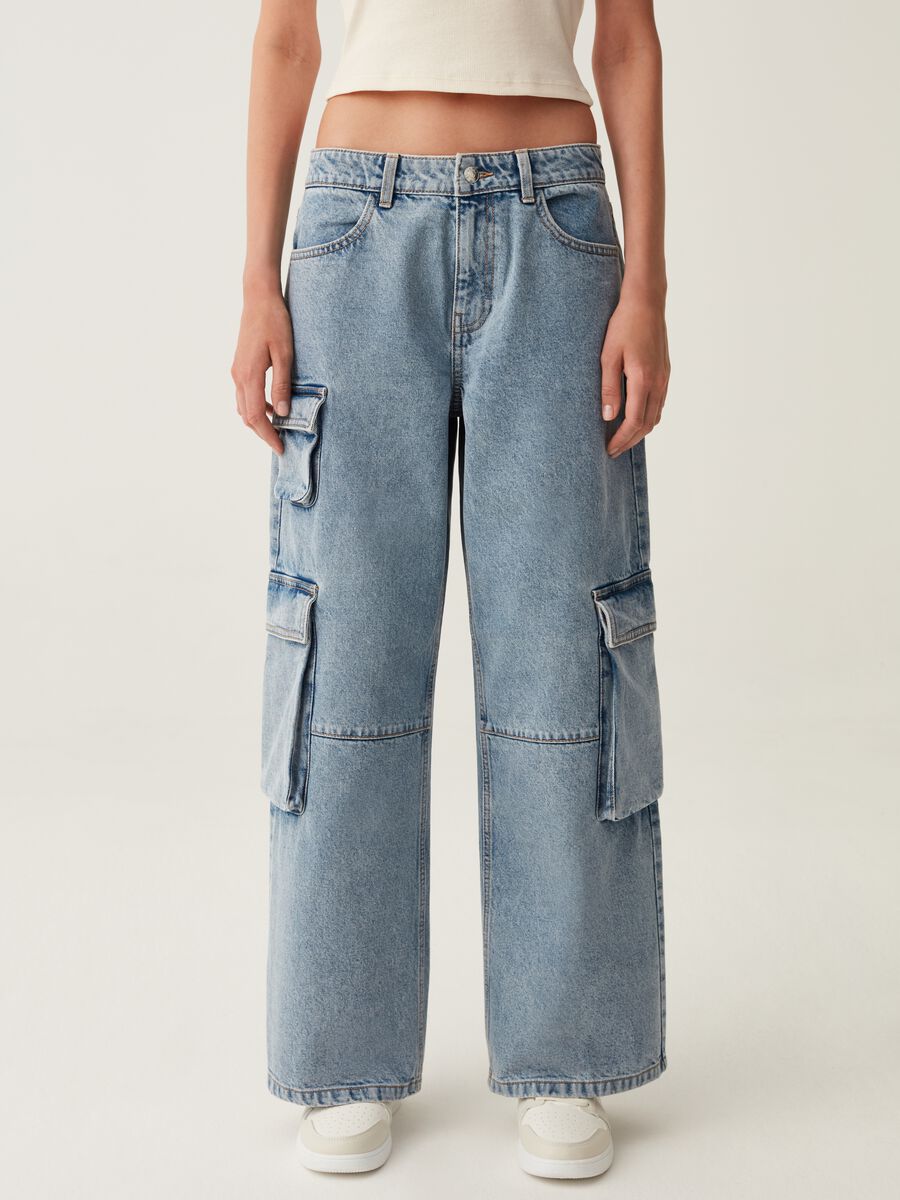 Wide-leg cargo jeans_1