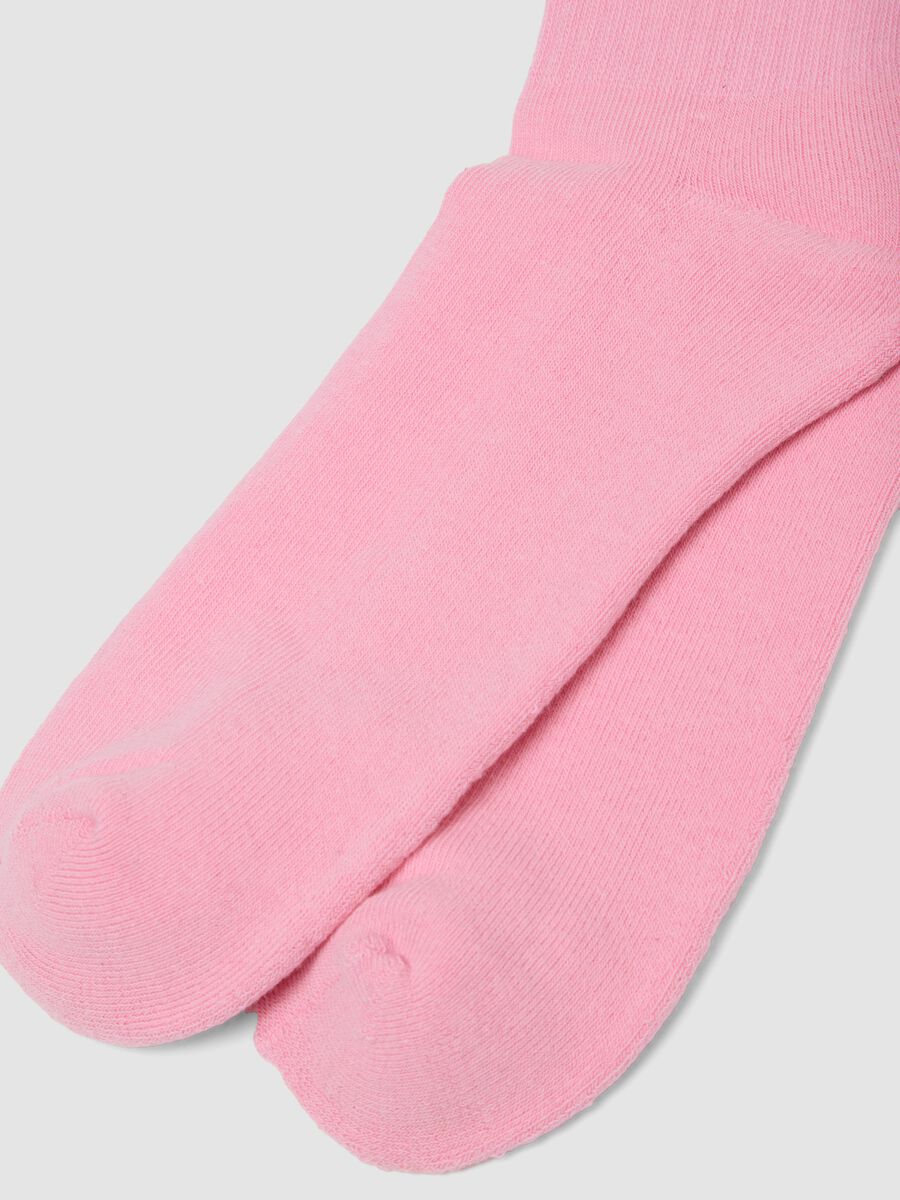 Chaussettes de sport roses en coton extensible avec logo brod&eacute;_2
