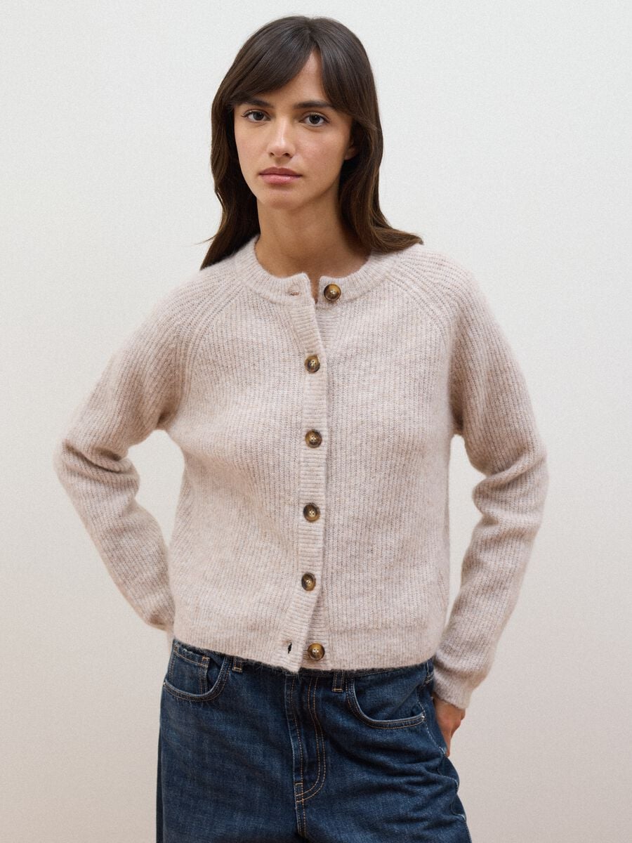 Beiger Rundhals-Cardigan aus elastischer Wolle und Alpaka, Regular Fit_0