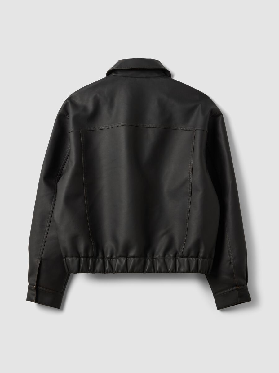 Black cropped jacket with zip and flap pockets, oversized fit_2