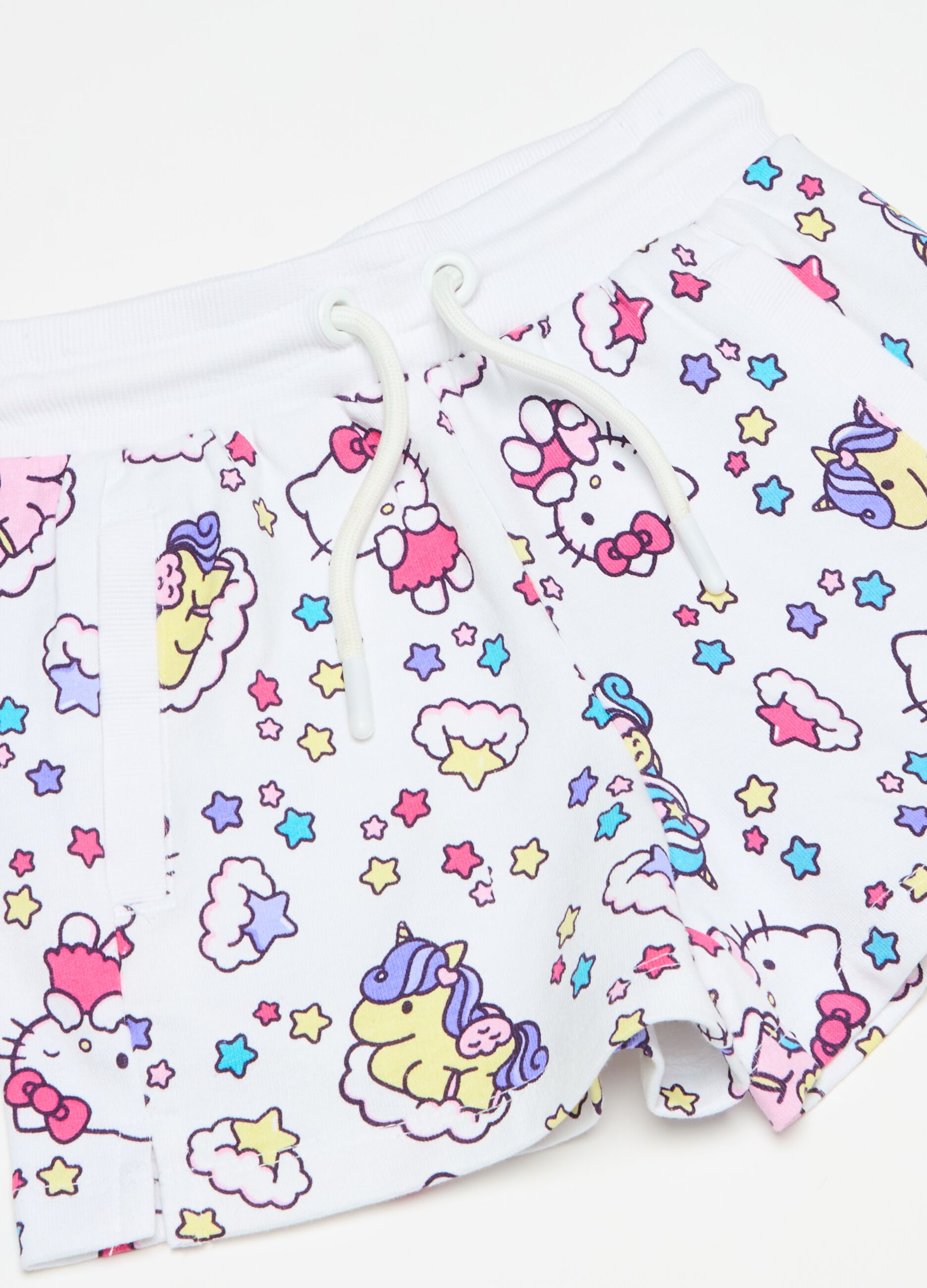 Fleece shorts with all-over Hello Kitty print