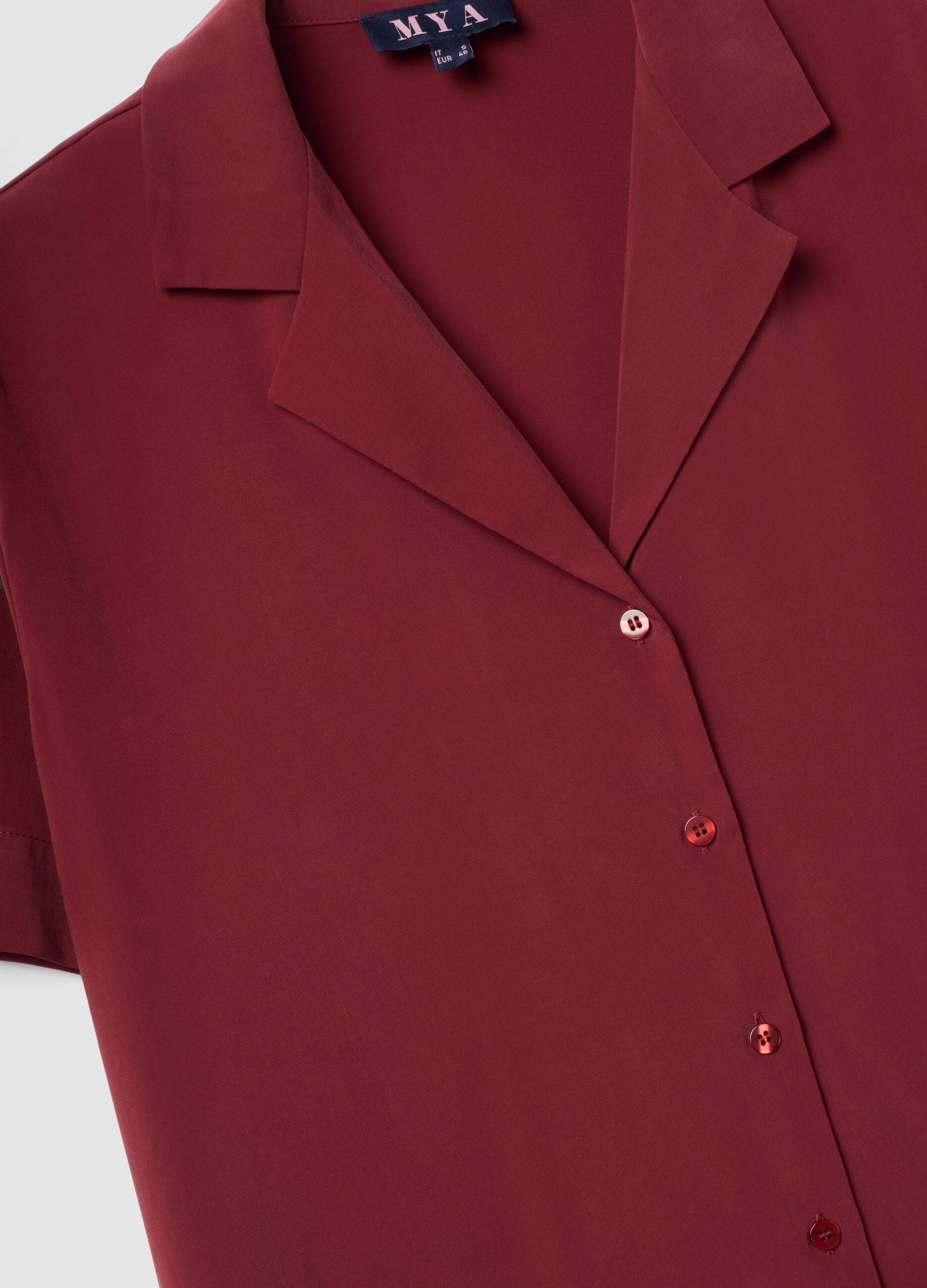 Camicia over fit rossa in misto viscosa a maniche corte