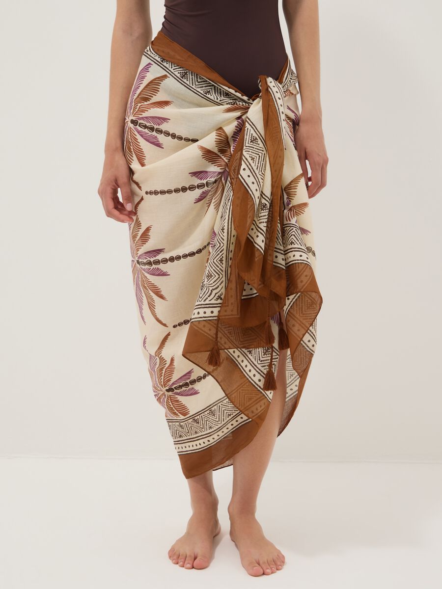 Brown pure cotton pareo with tropical print_1