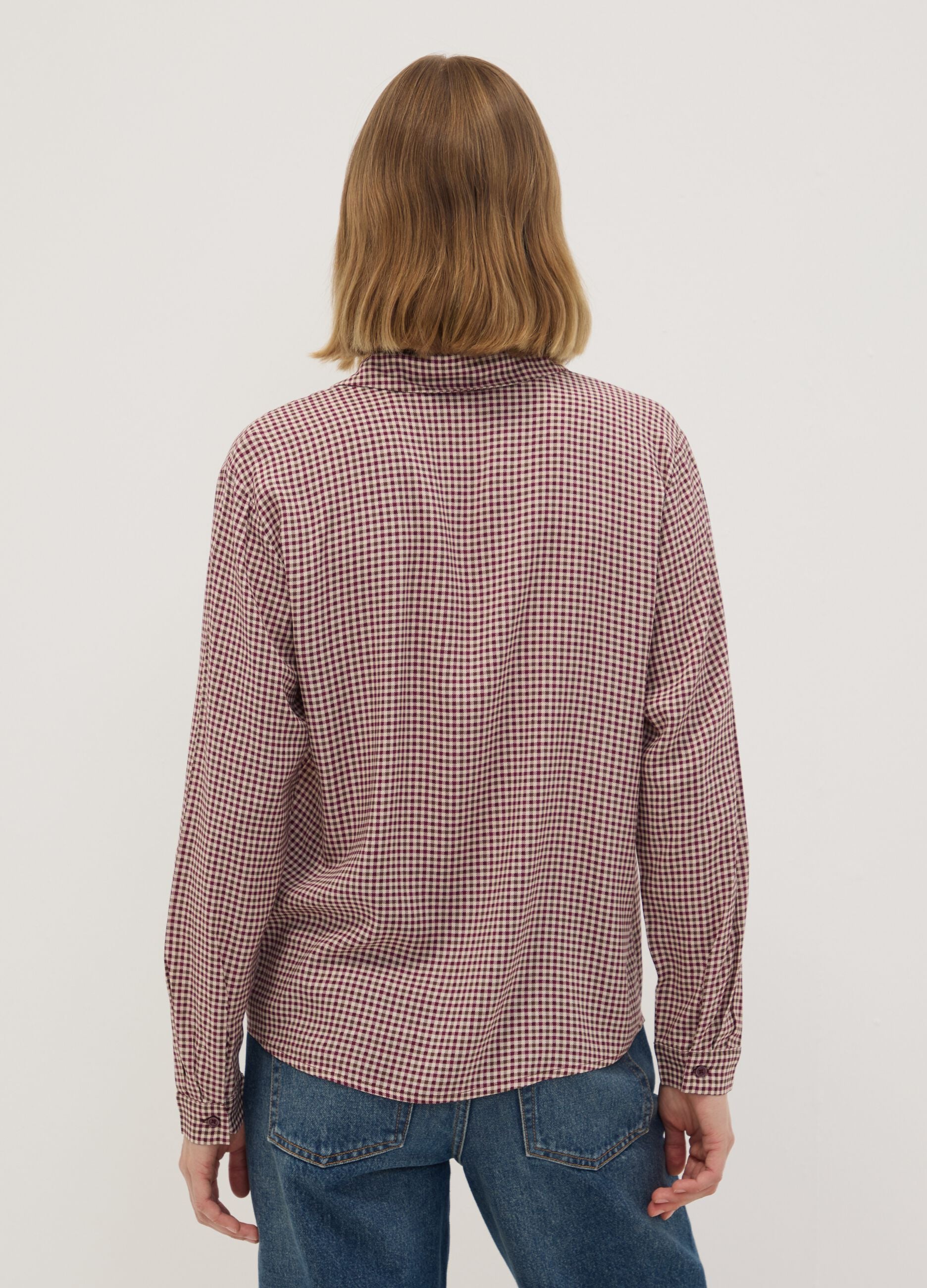 Camicia marrone a quadretti in pura viscosa con colletto classico regular fit