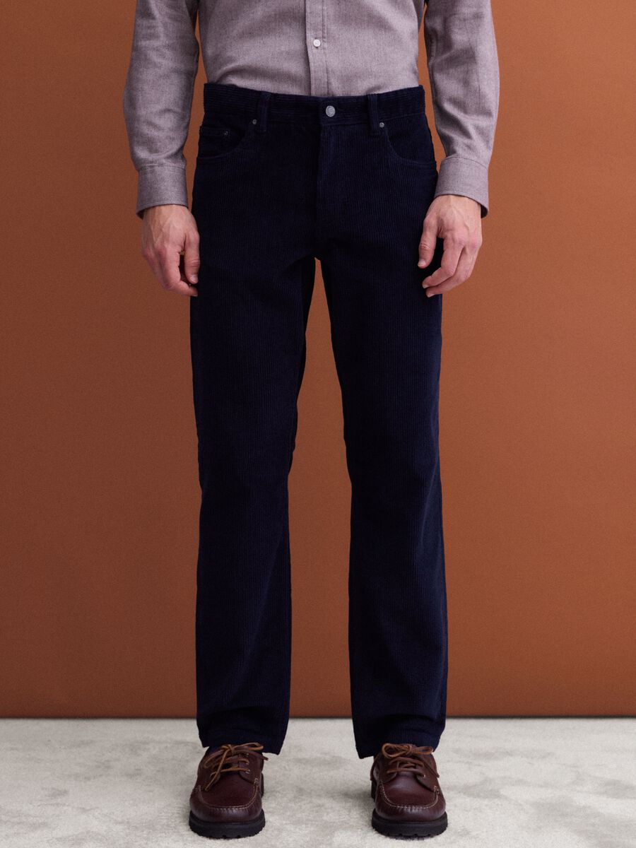 Pantaloni blu notte in cotone elasticizzato a coste regular fit_1