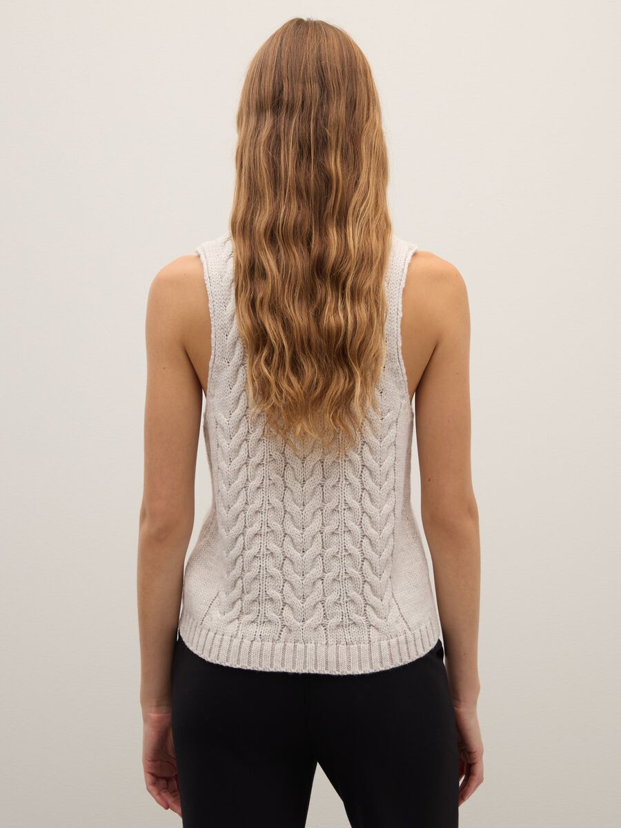 High-neck beige knitted vest regular fit_3