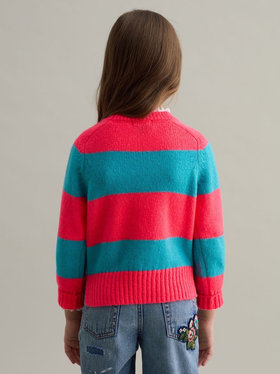 Pullover with striped pattern_1