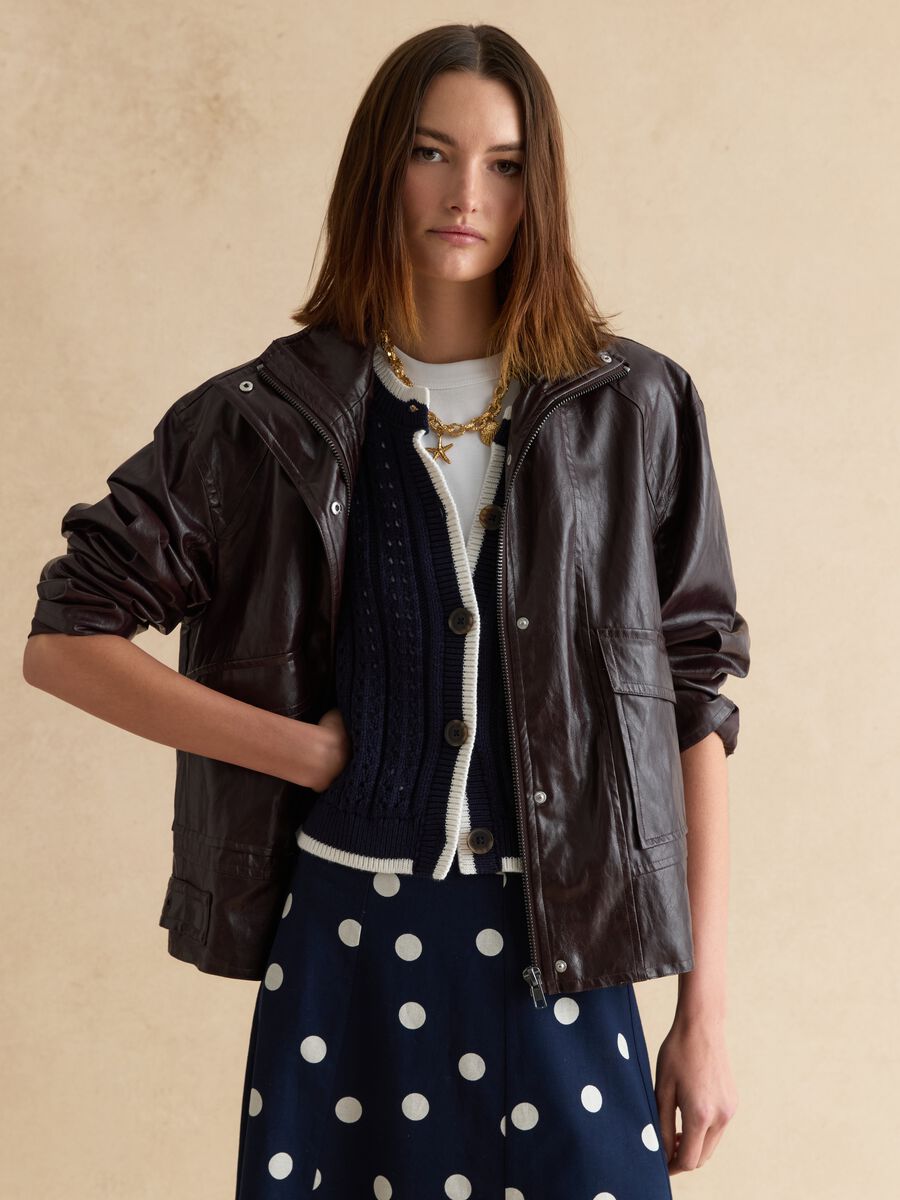 Casaco oversize castanho brilhante em mistura de viscose_1