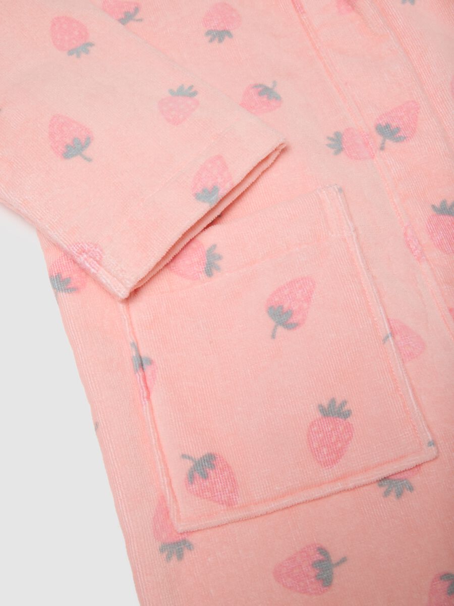 Girl's regular fit pure cotton pink bathrobe with designs_3