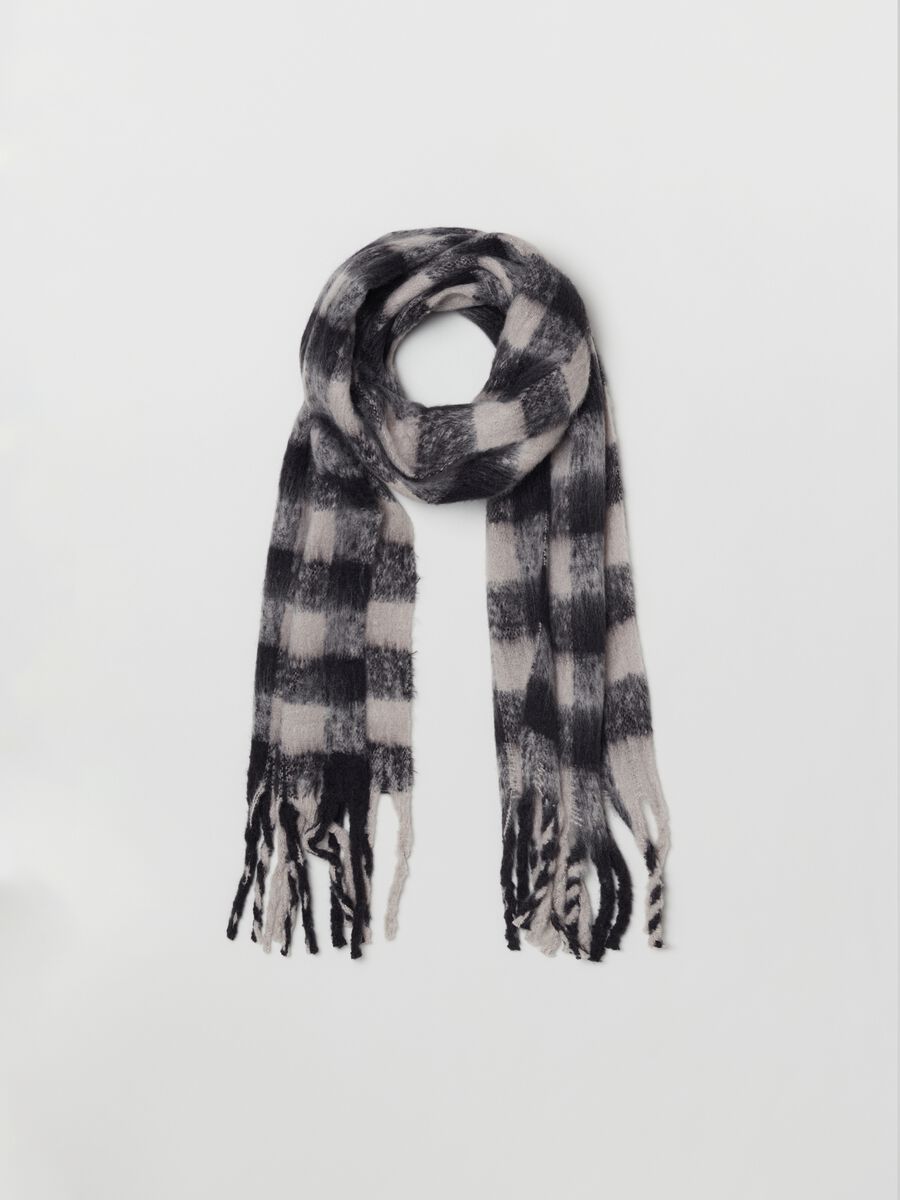 Scarf with check pattern_0