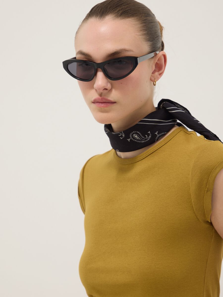 Gelbes T-Shirt aus reiner Baumwolle mit regul&auml;rer Passform_0