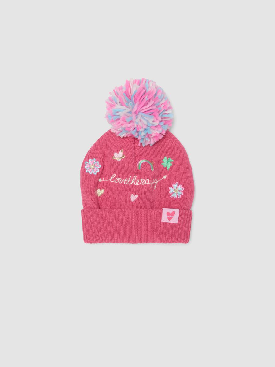 Cappello rosa in maglia con pon pon e ricami_0