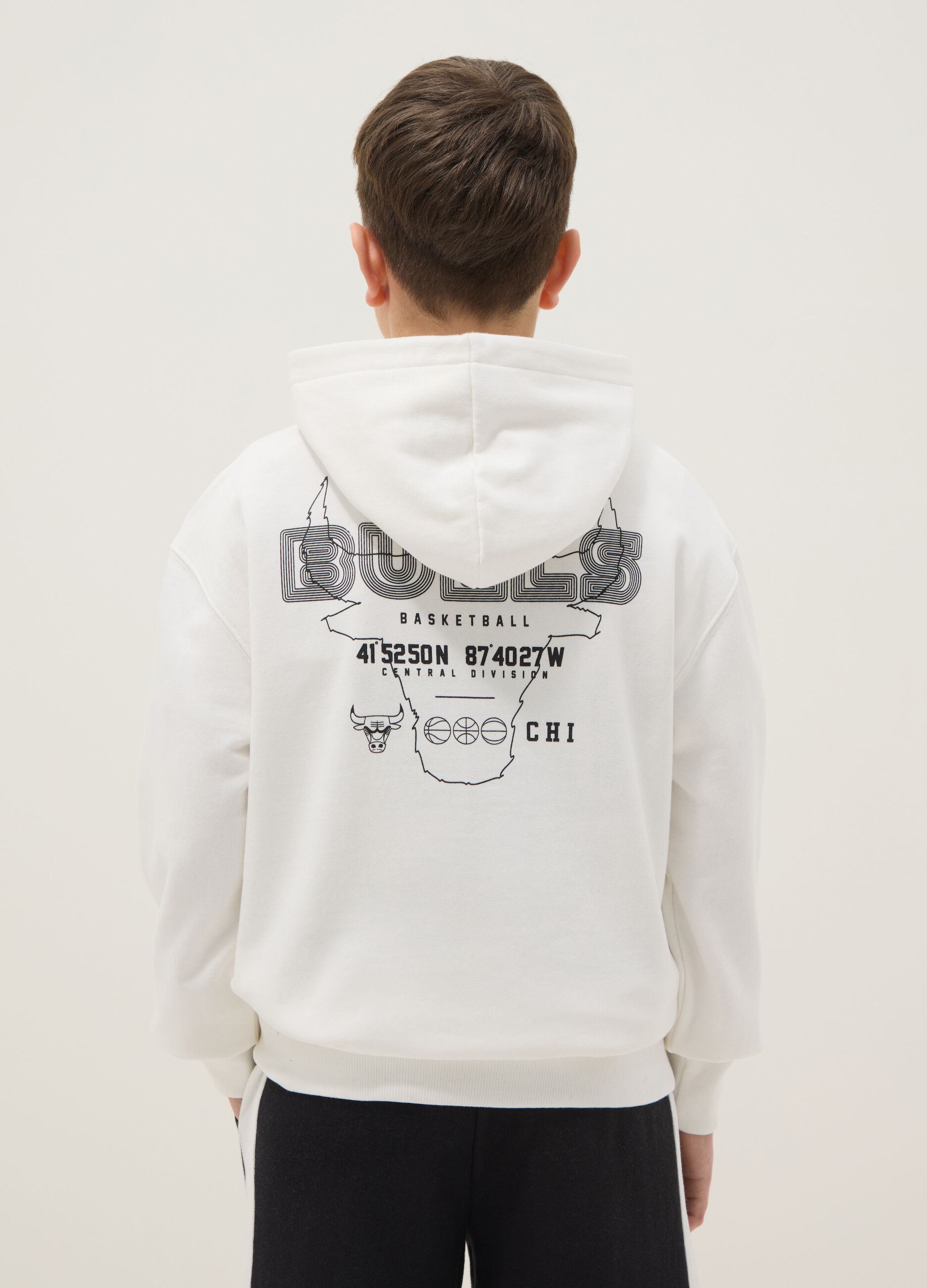 White cotton-blend kids' sweatshirt regular fit with Bulls print