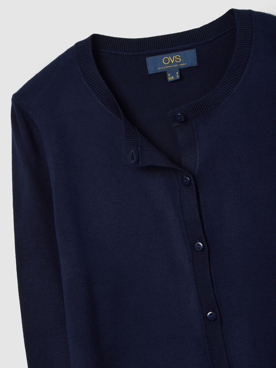 Regular-Fit blauer Cardigan mit Kn&ouml;pfen_5