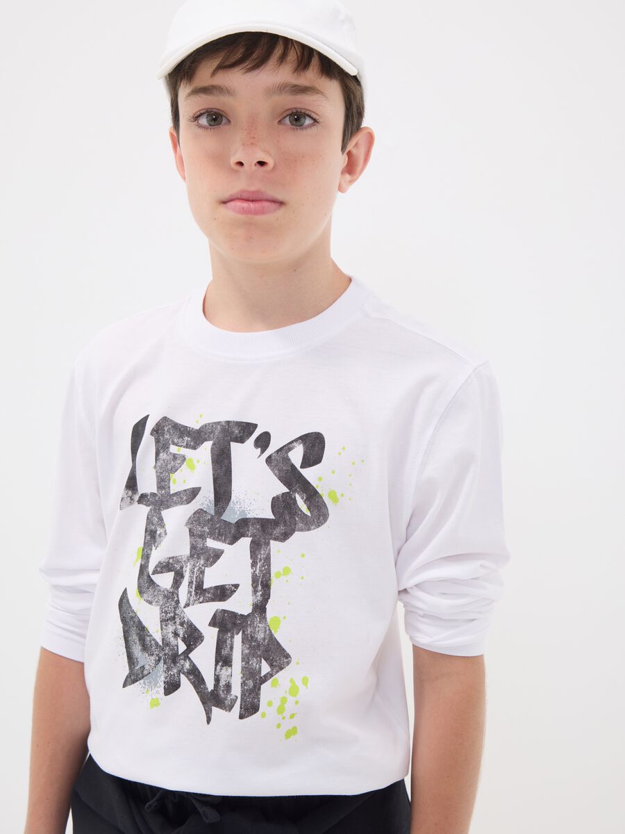 White organic cotton T-shirt with &ldquo;Let&rsquo;s get drip&rdquo; slogan for boys_1