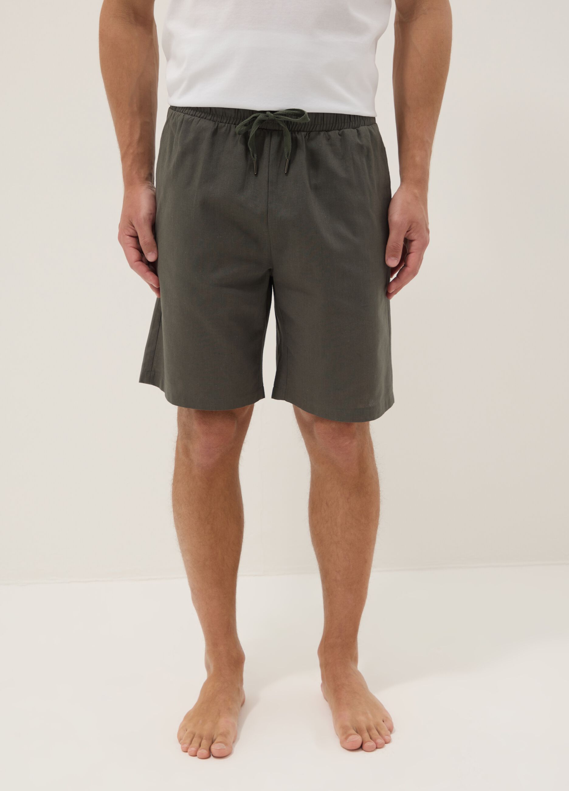 Green cotton and linen-blend regular-fit pyjama shorts