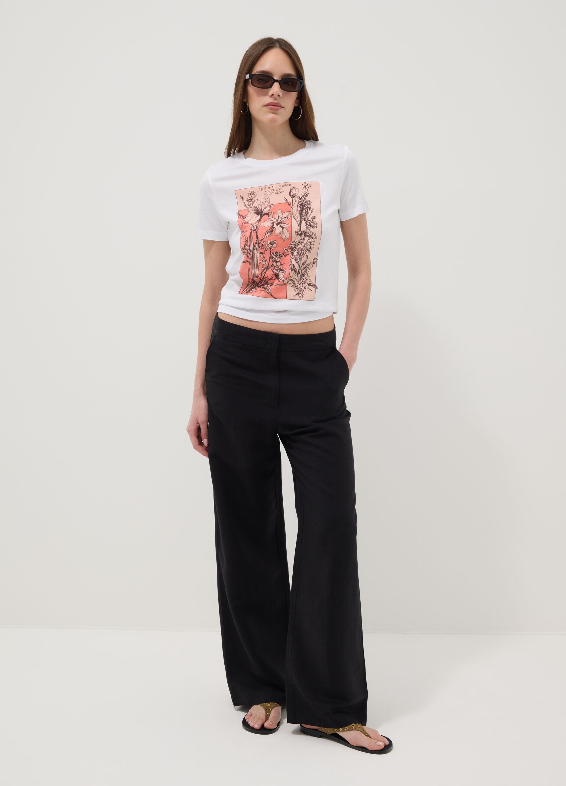 White pure cotton regular fit T-shirt with print