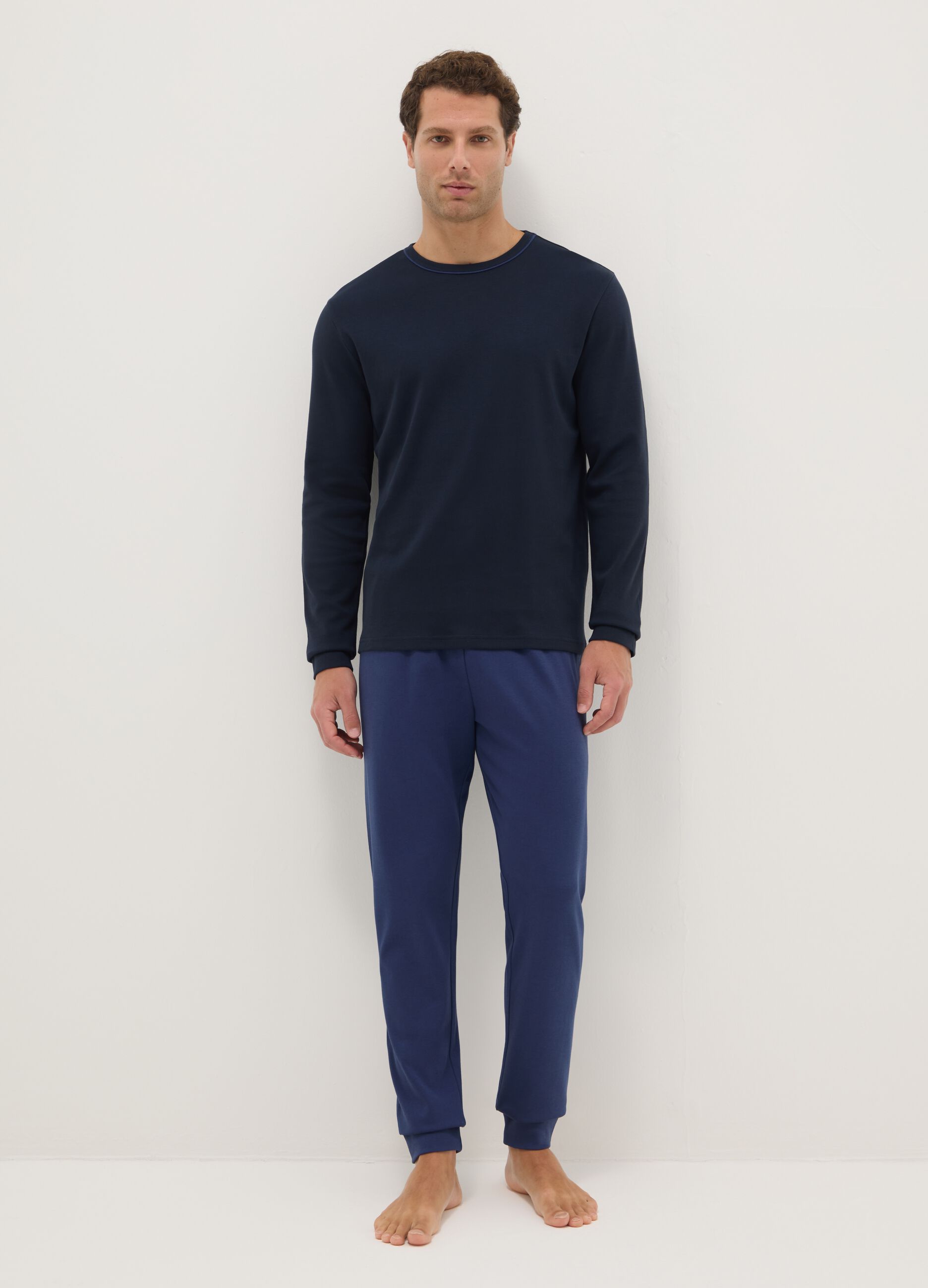 Blue crew neck long sleeve pyjamas in pure cotton regular fit