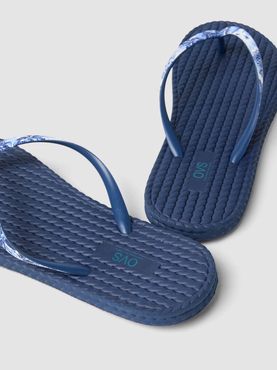 &Mu;&pi;&lambda;&epsilon; &sigma;&alpha;&gamma;&iota;&omicron;&nu;ά&rho;&epsilon;&sigmaf; &mu;&epsilon; &lambda;&omicron;&upsilon;&lambda;&omicron;&upsilon;&delta;ά&tau;&alpha; &lambda;&omicron;&upsilon;&rho;ά&kappa;&iota;&alpha; &kappa;&alpha;&iota; &pi;&lambda;&epsilon;&kappa;&tau;ή &upsilon;&phi;ή_2