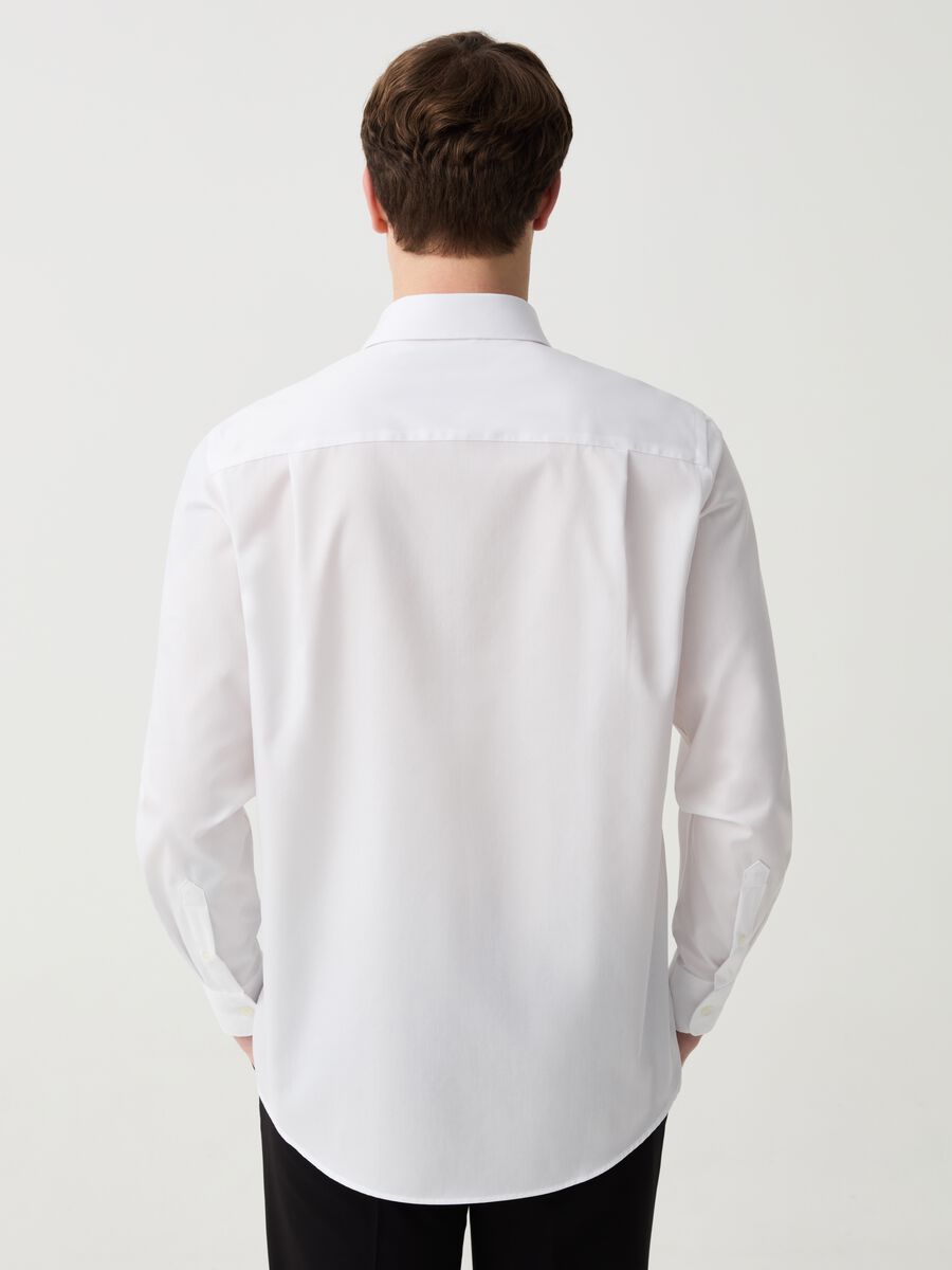 Camisa regular fit de algodón sin plancha_1