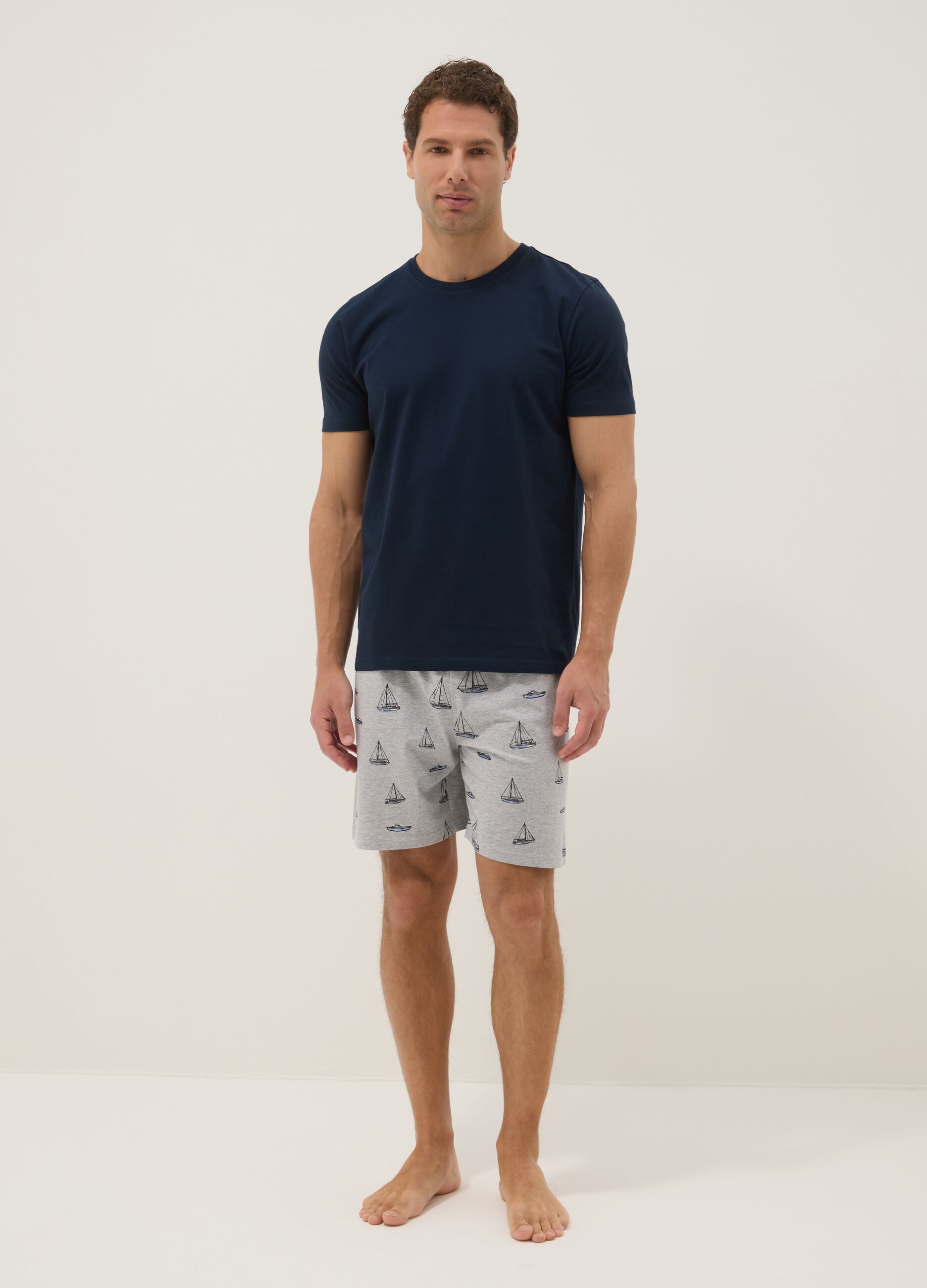 Multifarbene Pyjamas aus reiner Bio-Baumwolle im Regular Fit mit Prints