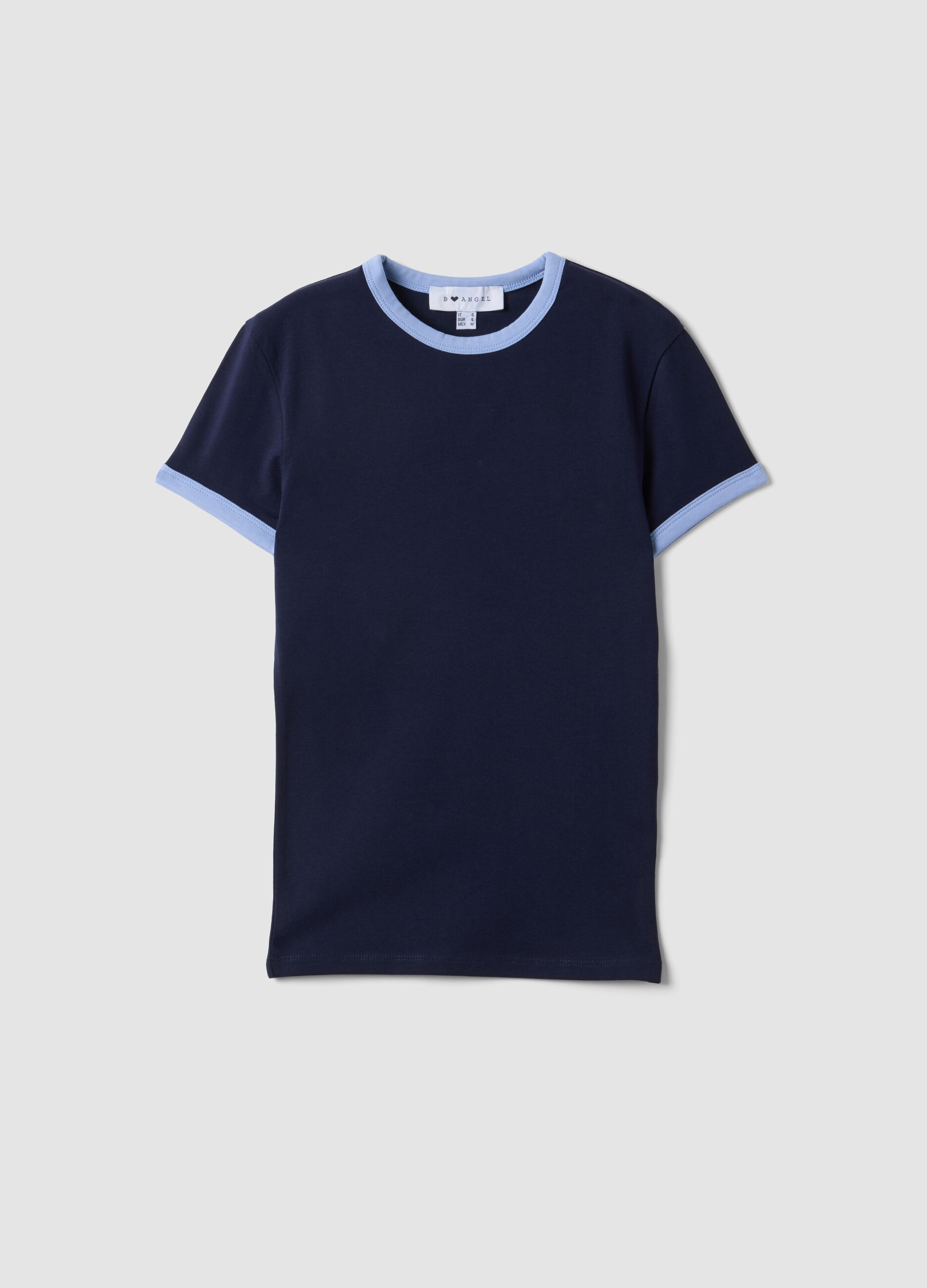 &Mu;&pi;&lambda;&epsilon; &epsilon;&phi;&alpha;&rho;&mu;&omicron;&sigma;&tau;ό T-shirt &alpha;&pi;ό &epsilon;&lambda;&alpha;&sigma;&tau;&iota;&kappa;ό &beta;&alpha;&mu;&beta;ά&kappa;&iota; &mu;&epsilon; &delta;&iota;&alpha;&kappa;&omicron;&sigma;&mu;&eta;&tau;&iota;&kappa;ά &rho;έ&lambda;&iota;&alpha; &alpha;&nu;&tau;ί&theta;&epsilon;&sigma;&eta;&sigmaf;