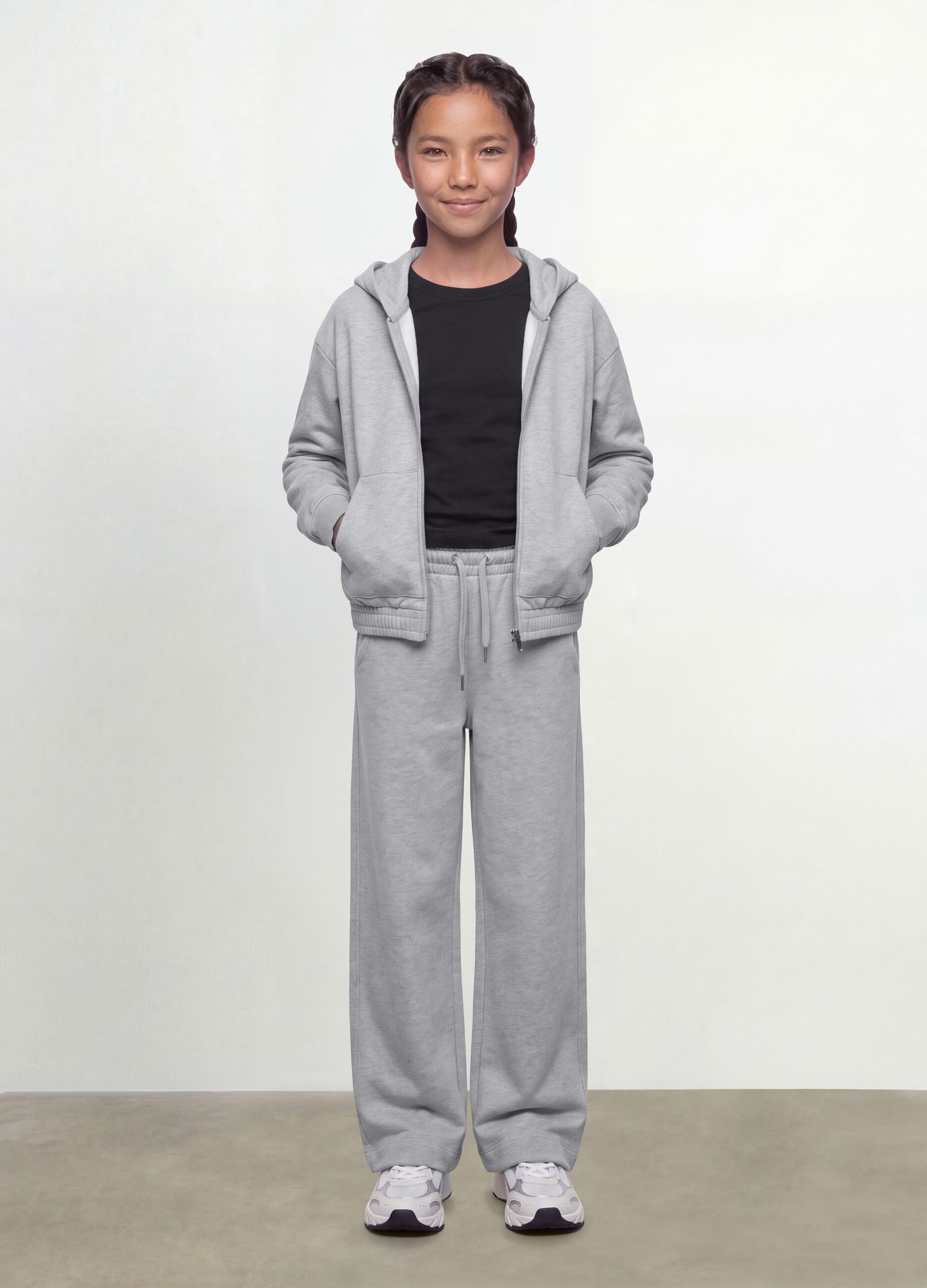 Grey organic cotton hooded sweatshirt
