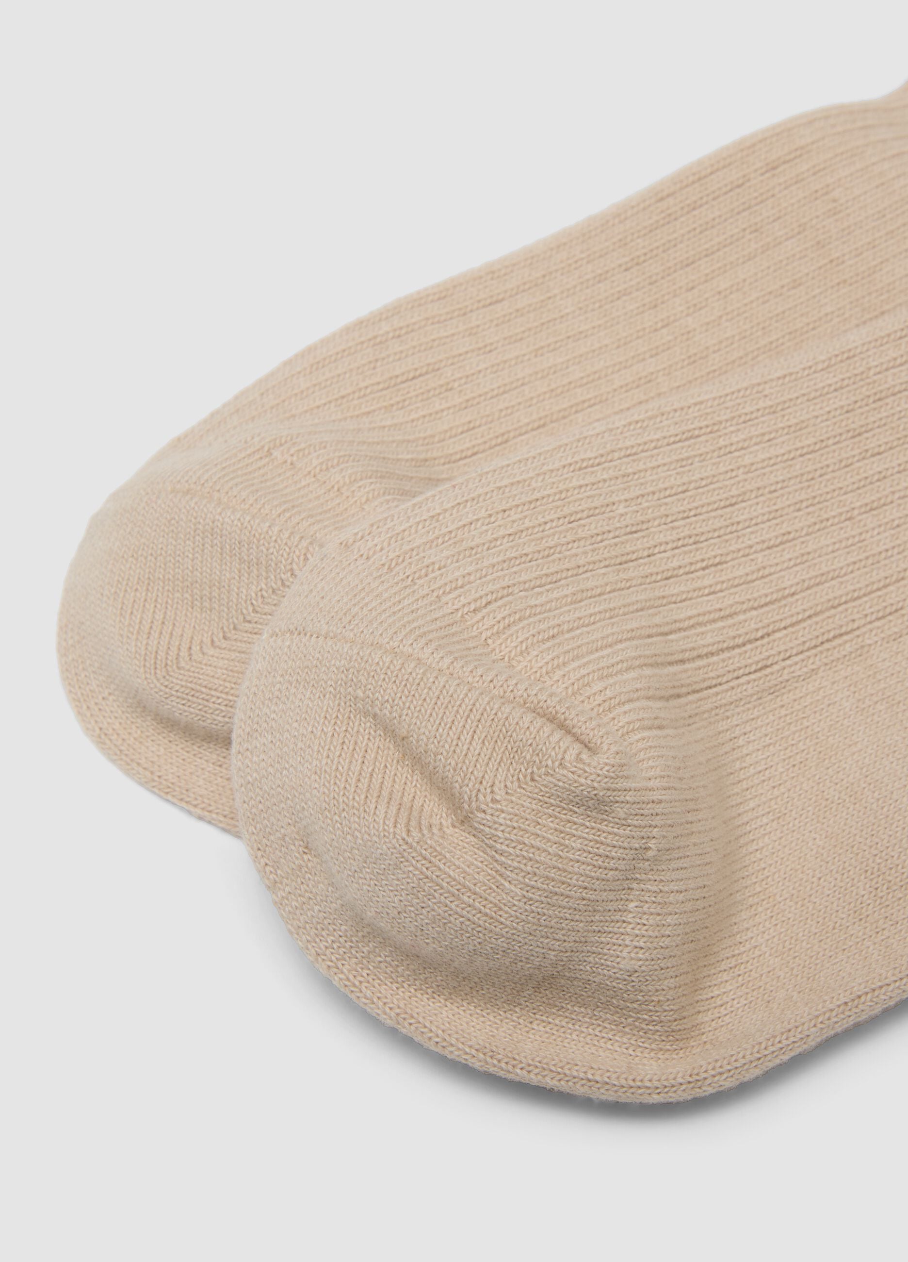 Beige ankle socks in stretch cotton
