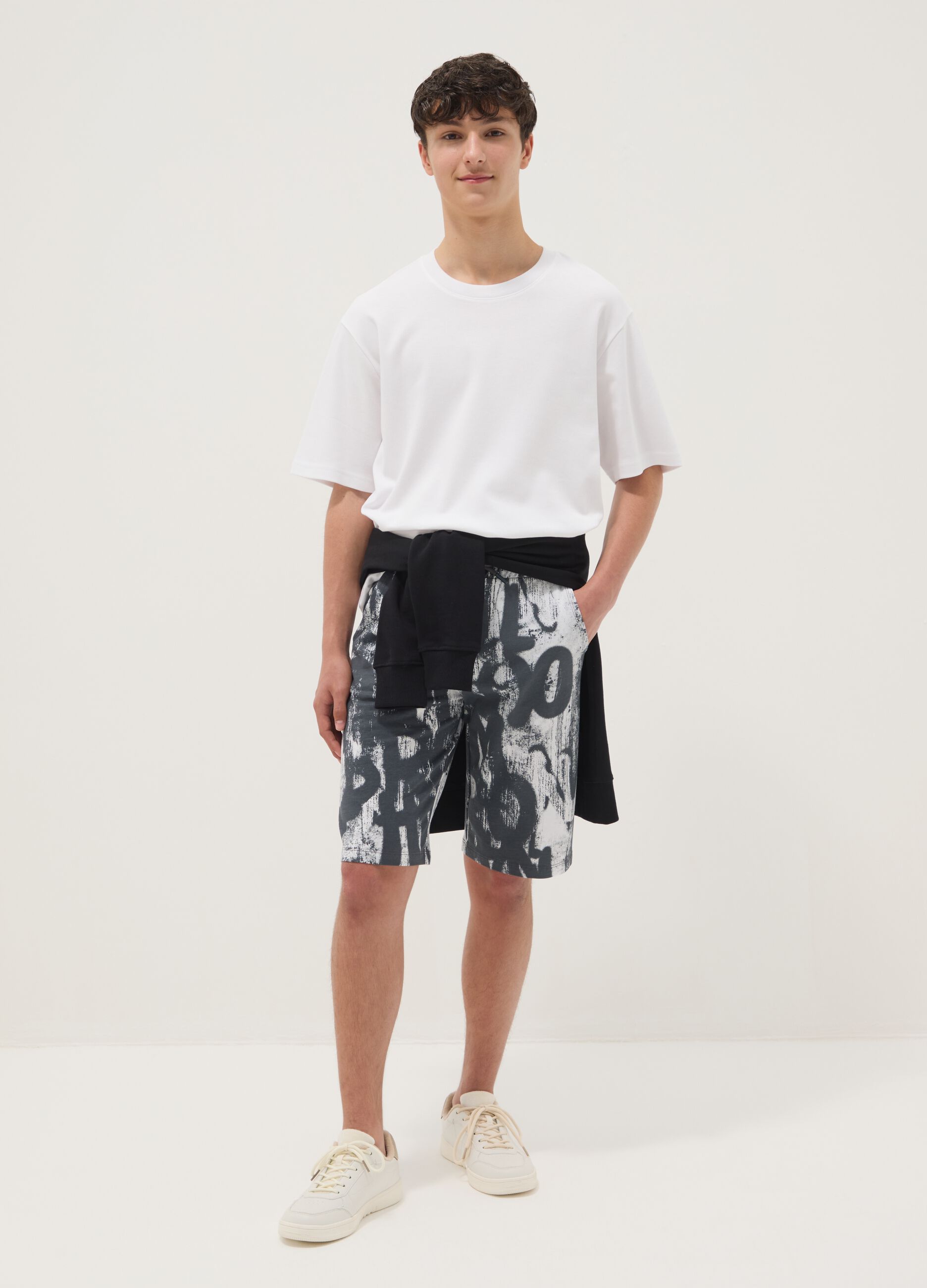 Boy's pure cotton shorts with multicolour print, regular fit