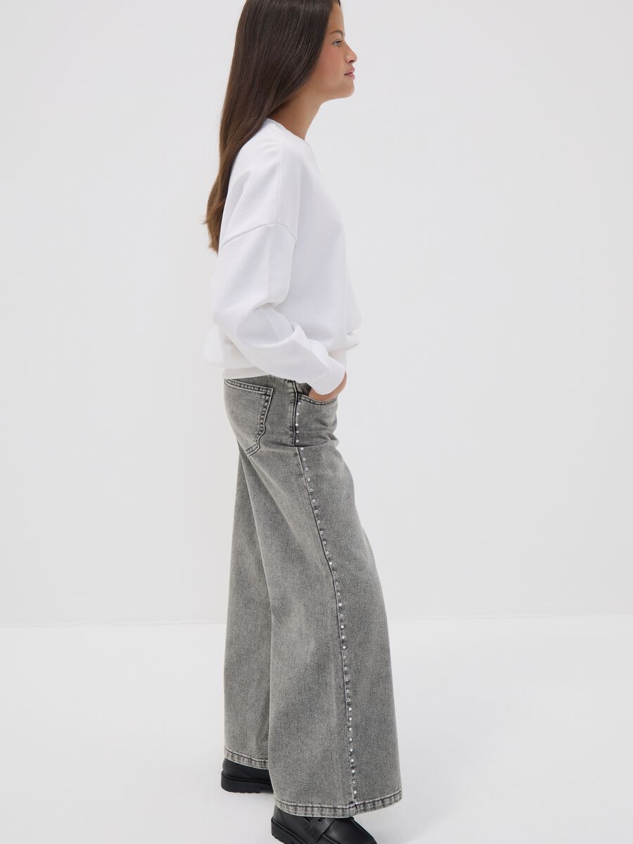 Graue Wide-Leg-Jeans aus reiner Baumwolle mit Nieten f&uuml;r M&auml;dchen_0
