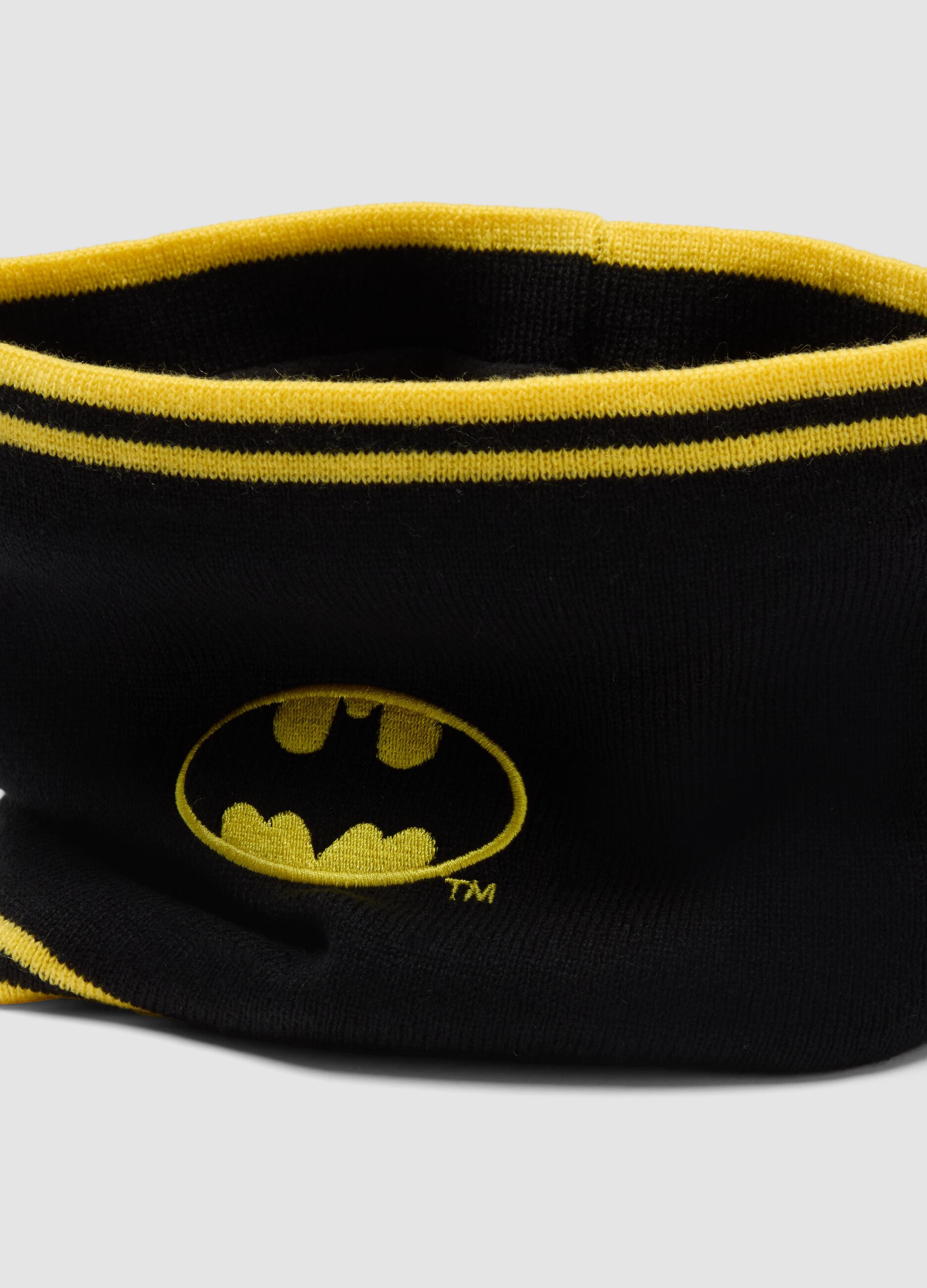 Black and yellow Batman print neck warmer