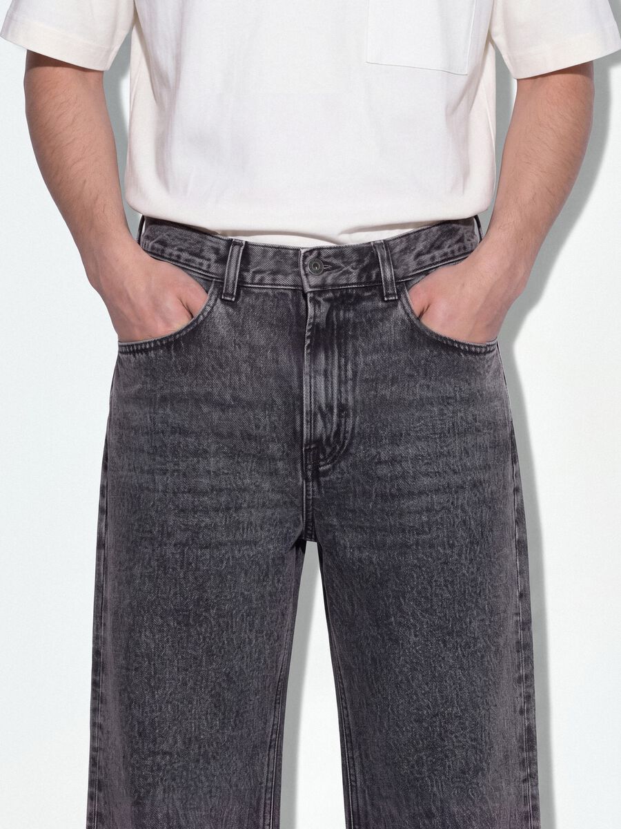 Jeans de ganga cinzentas de corte flare em puro algod&atilde;o_3