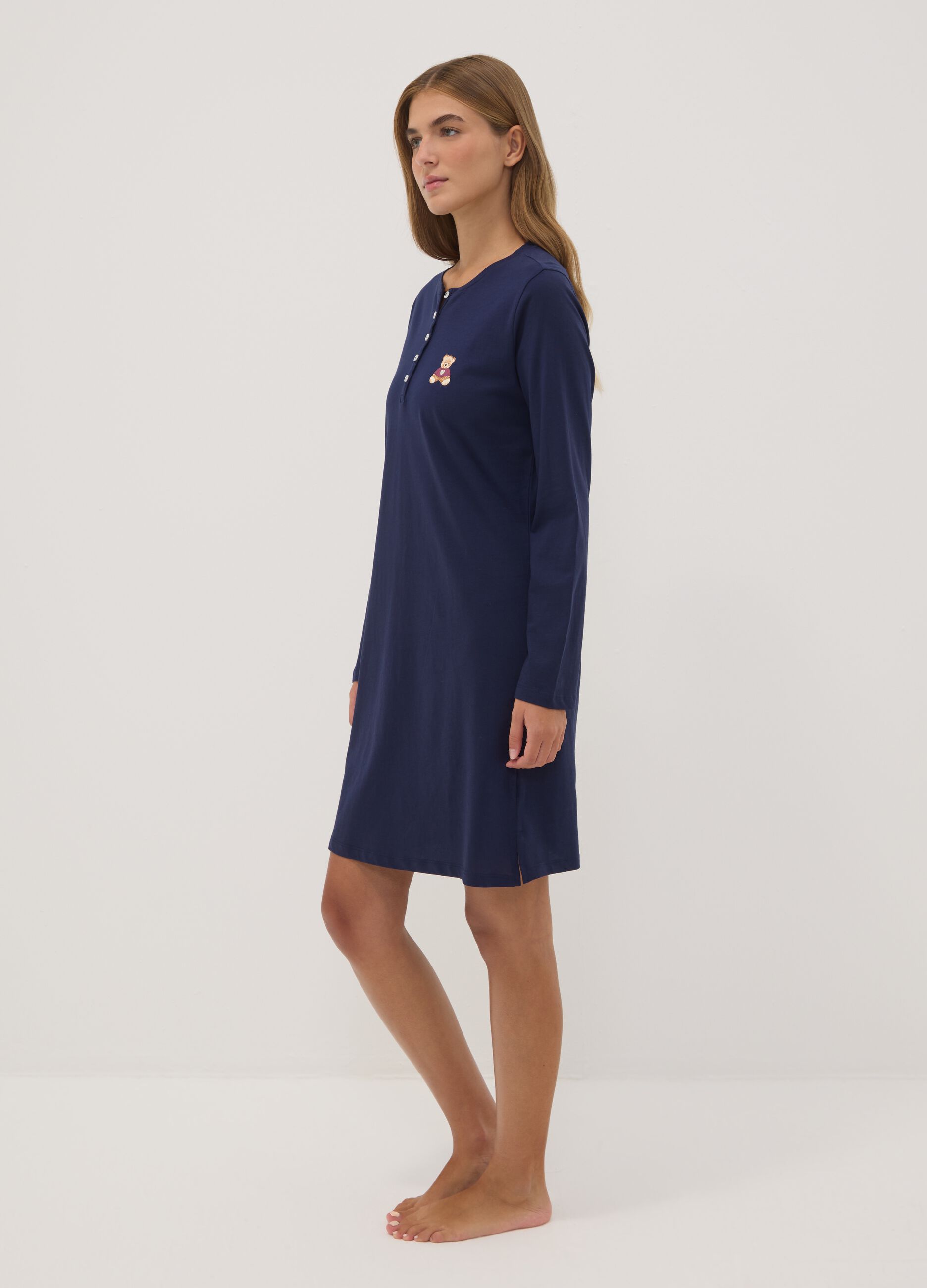 Blue crew-neck nightdress in pure organic cotton