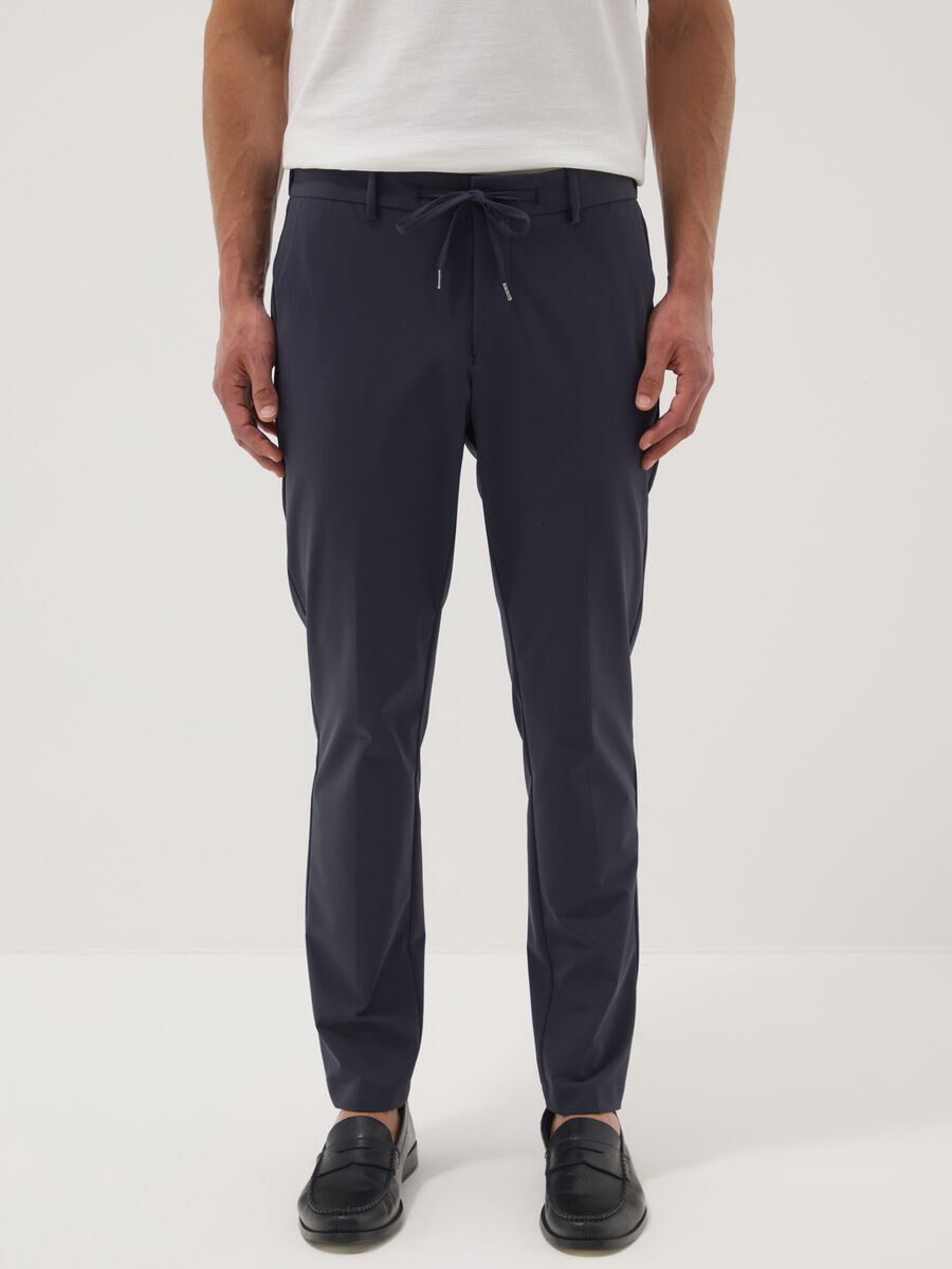 Blue stretch-fabric chino trousers_2