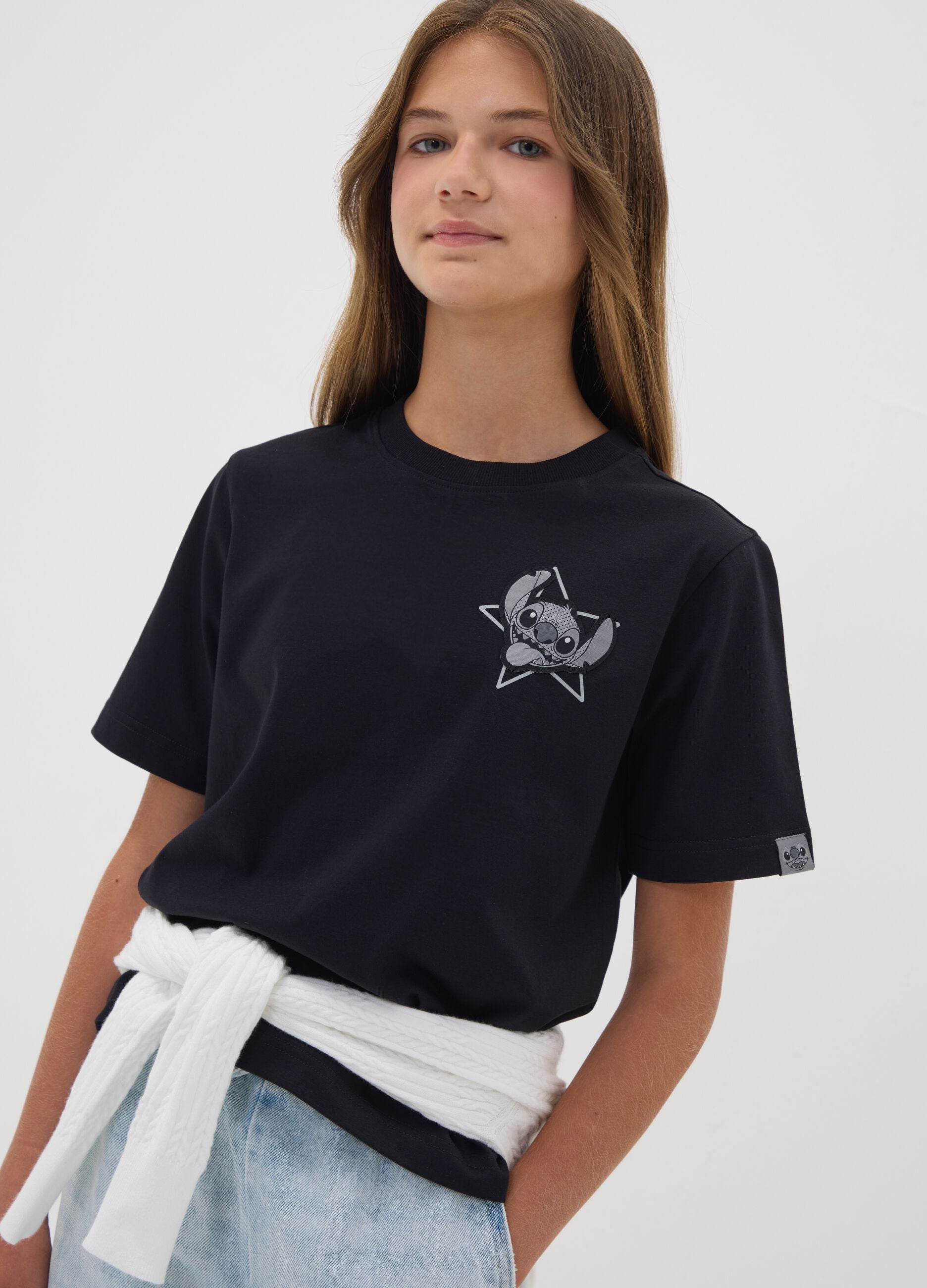 Girls&rsquo; black boxy-fit pure cotton T-shirt with Lilo & Stitch print