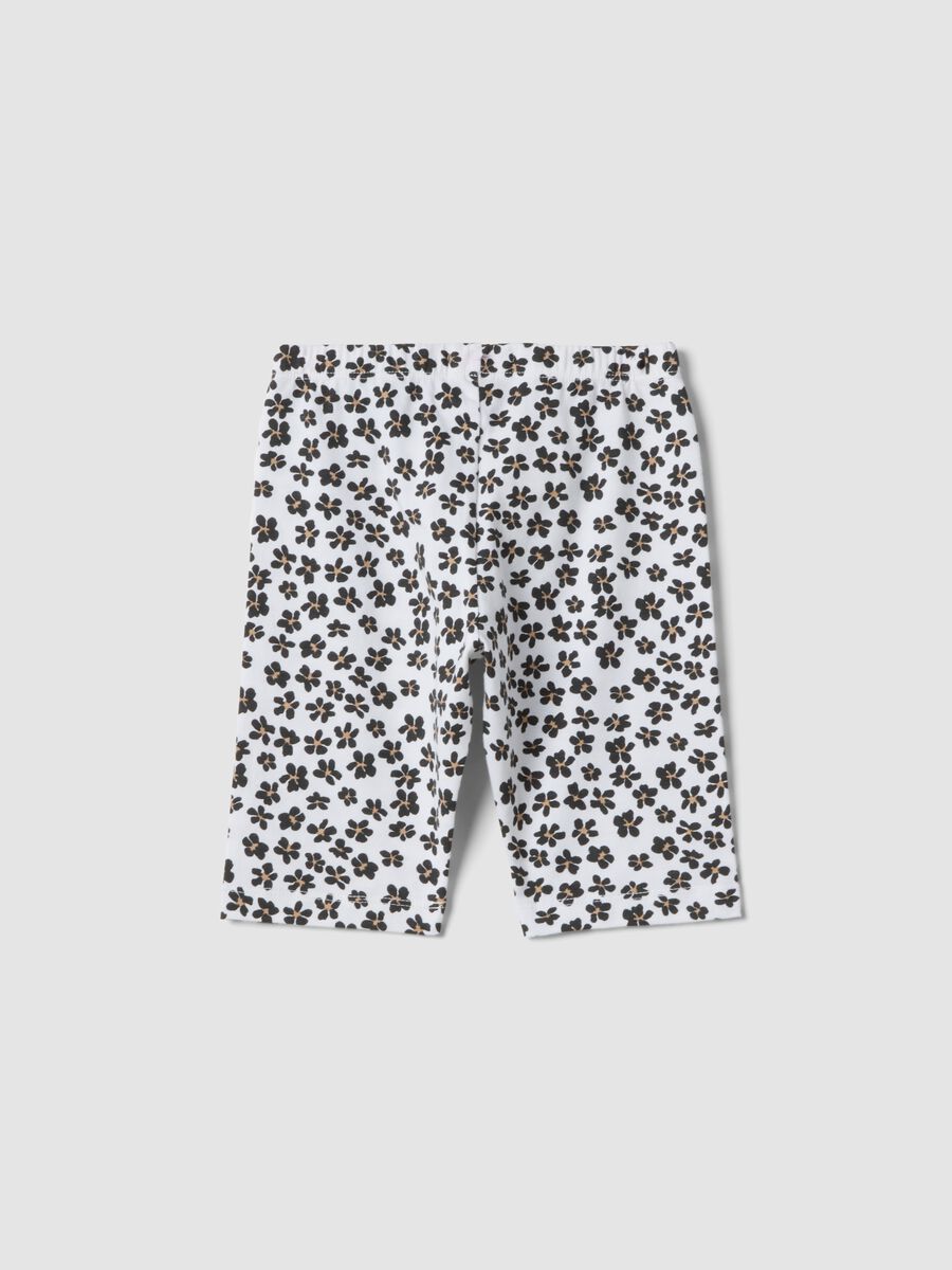 Wei&szlig;e Shorts aus Bio-Baumwolle mit Blumenprint_1