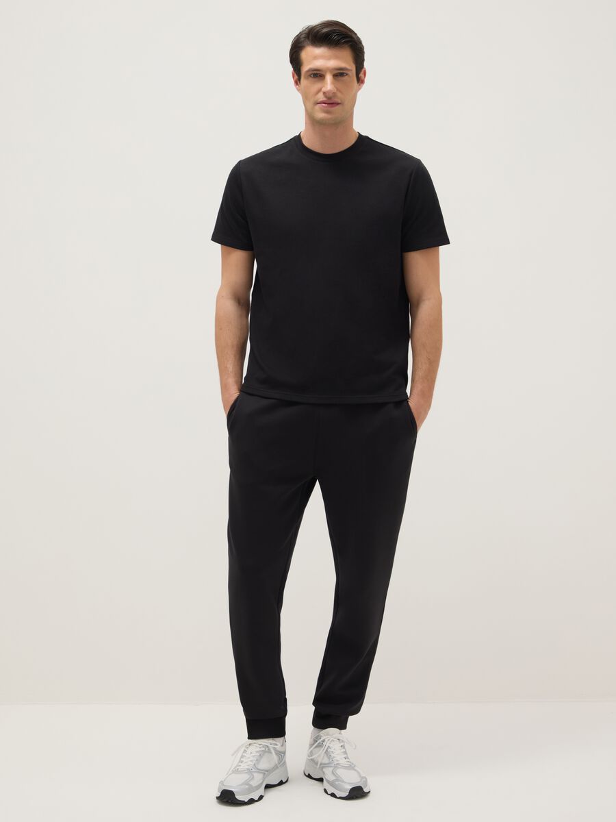 Regular fit black cotton blend crew neck T-shirt_1