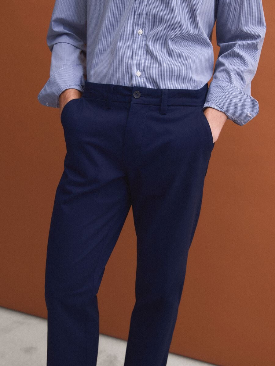Blue regular-fit stretch cotton twill chino trousers_3