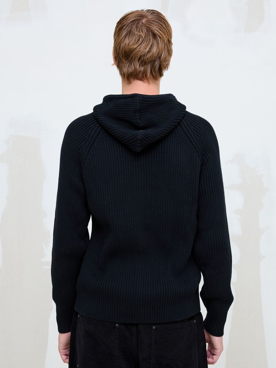 Black Ribbed Knit Hoodie_4