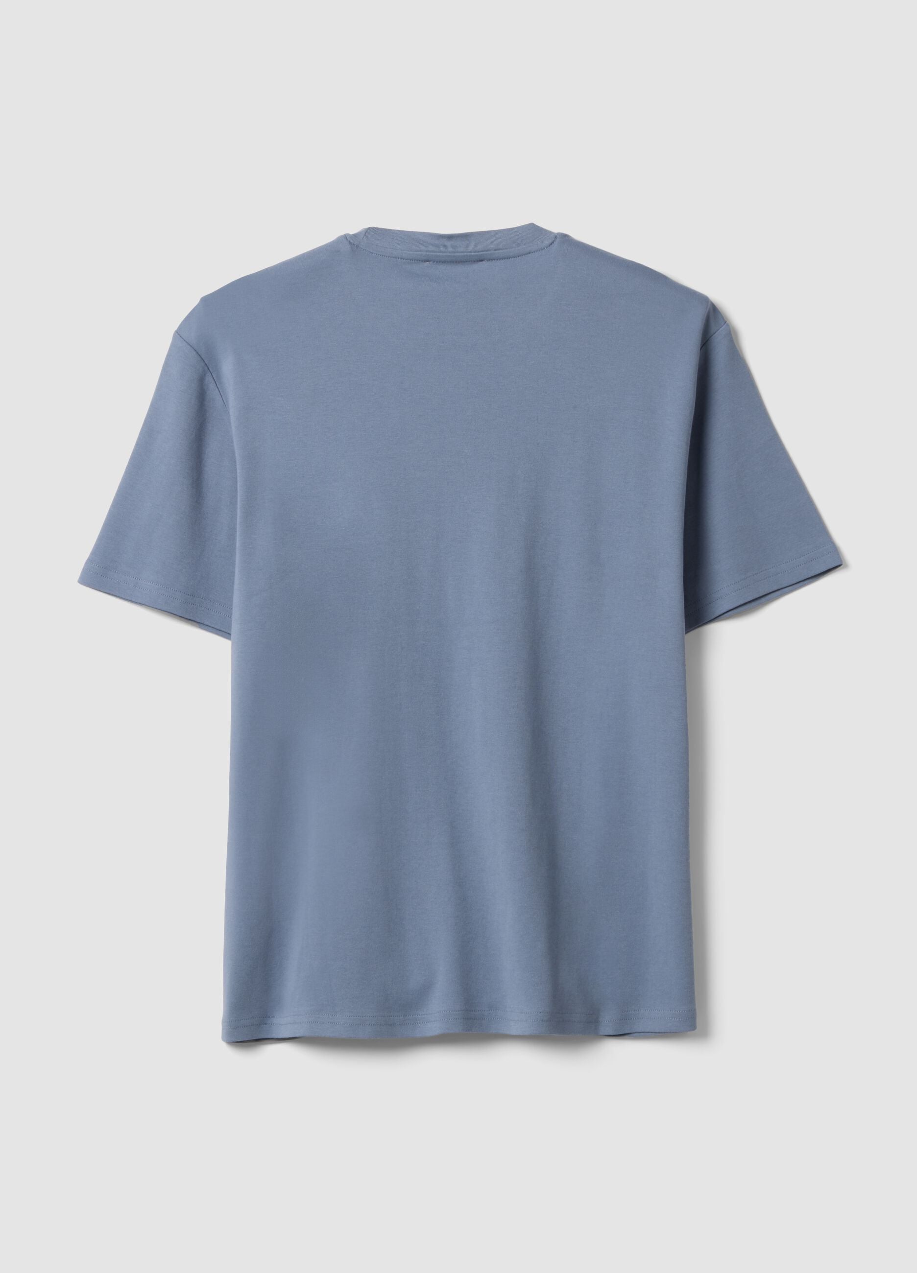 &Mu;&pi;&lambda;&epsilon; &kappa;&omicron;&nu;&tau;&omicron;&mu;ά&nu;&iota;&kappa;&omicron; T-shirt &alpha;&pi;ό 100% &beta;&alpha;&mu;&beta;ά&kappa;&iota;, relaxed fit