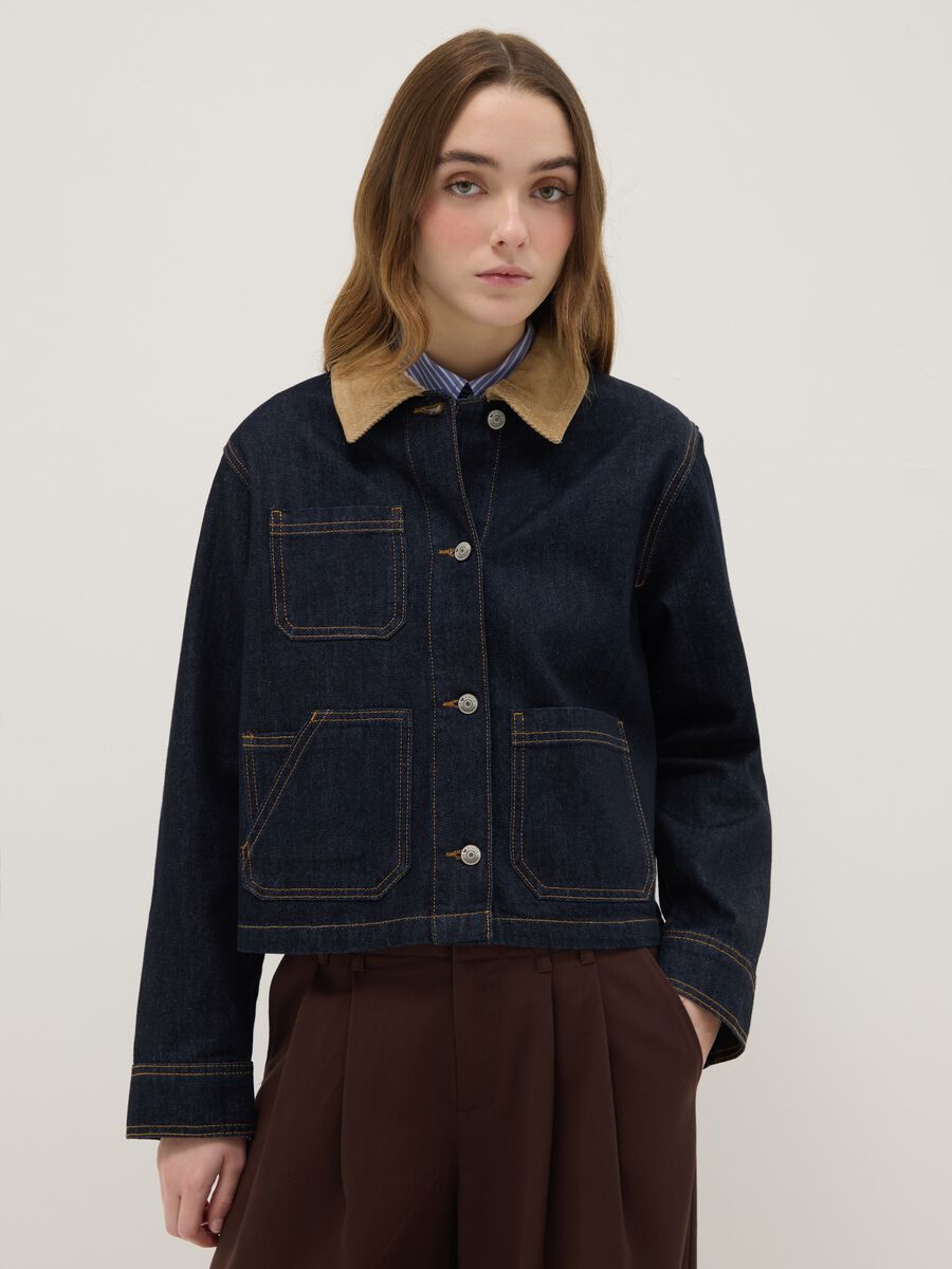 Regular Fit-Jacke aus blauem Baumwollstoff mit kontrastierendem Kragen und Taschen_0