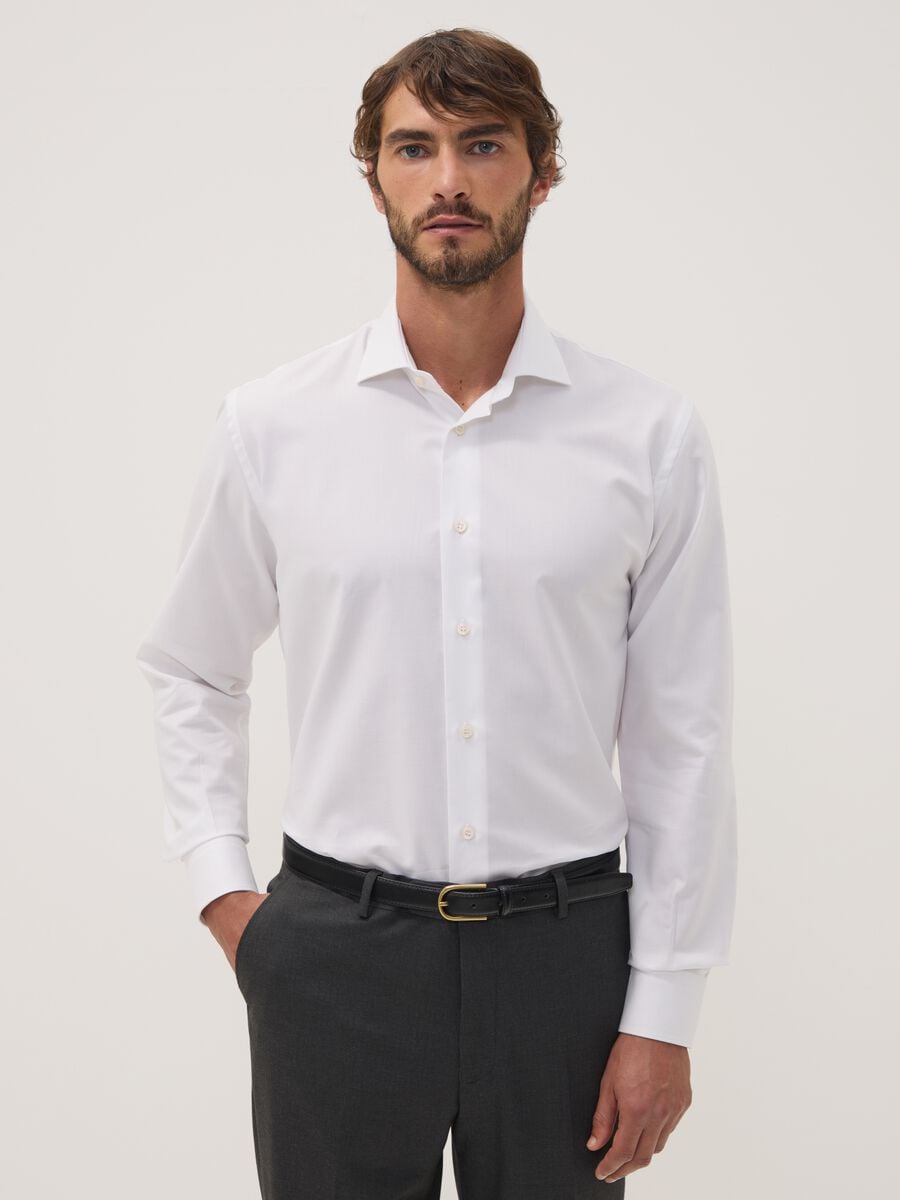 White pure compact cotton shirt with classic collar, regular fit_0