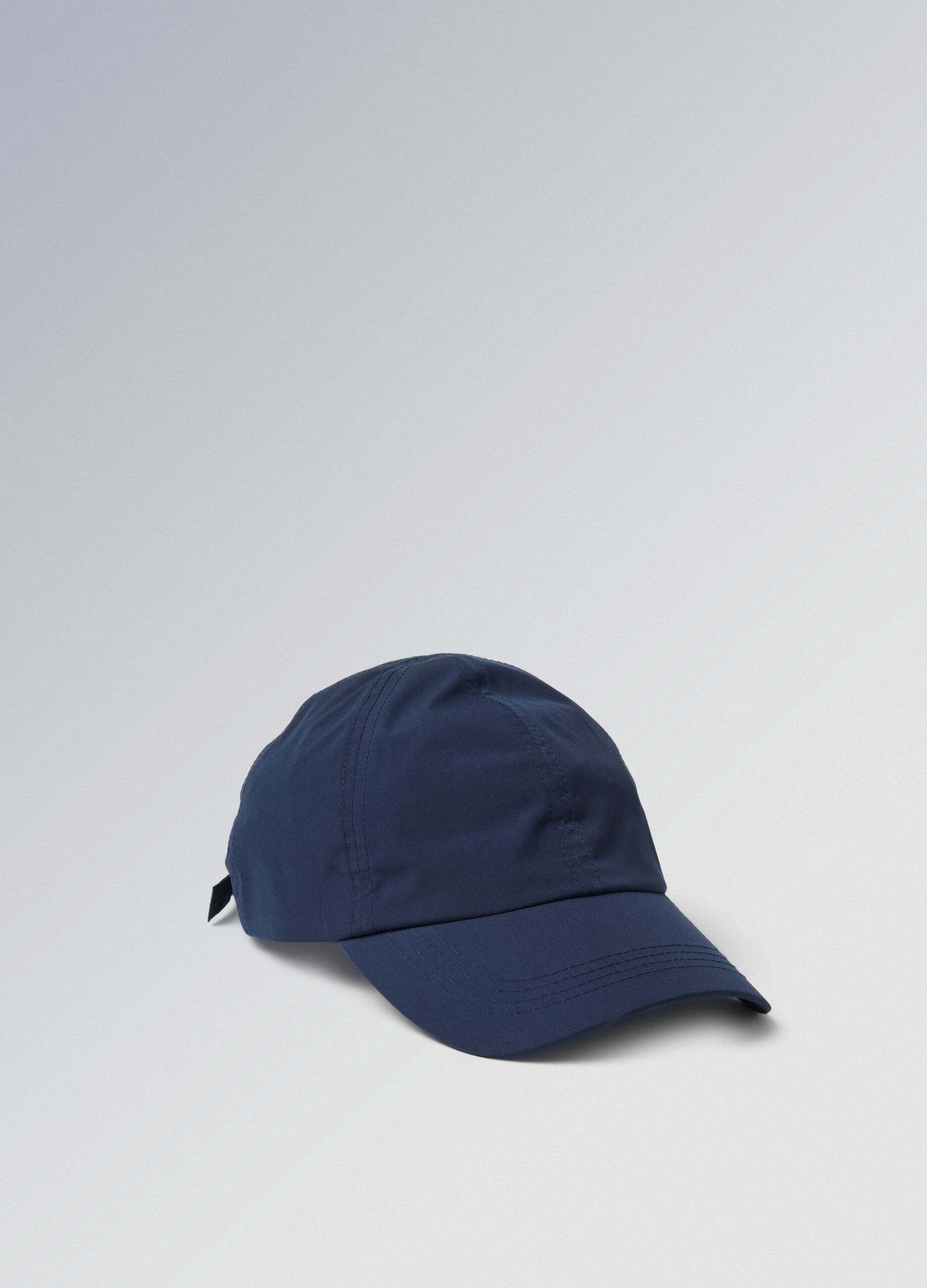 Bon&eacute; desportivo azul ALTAVIA SAILING com pala