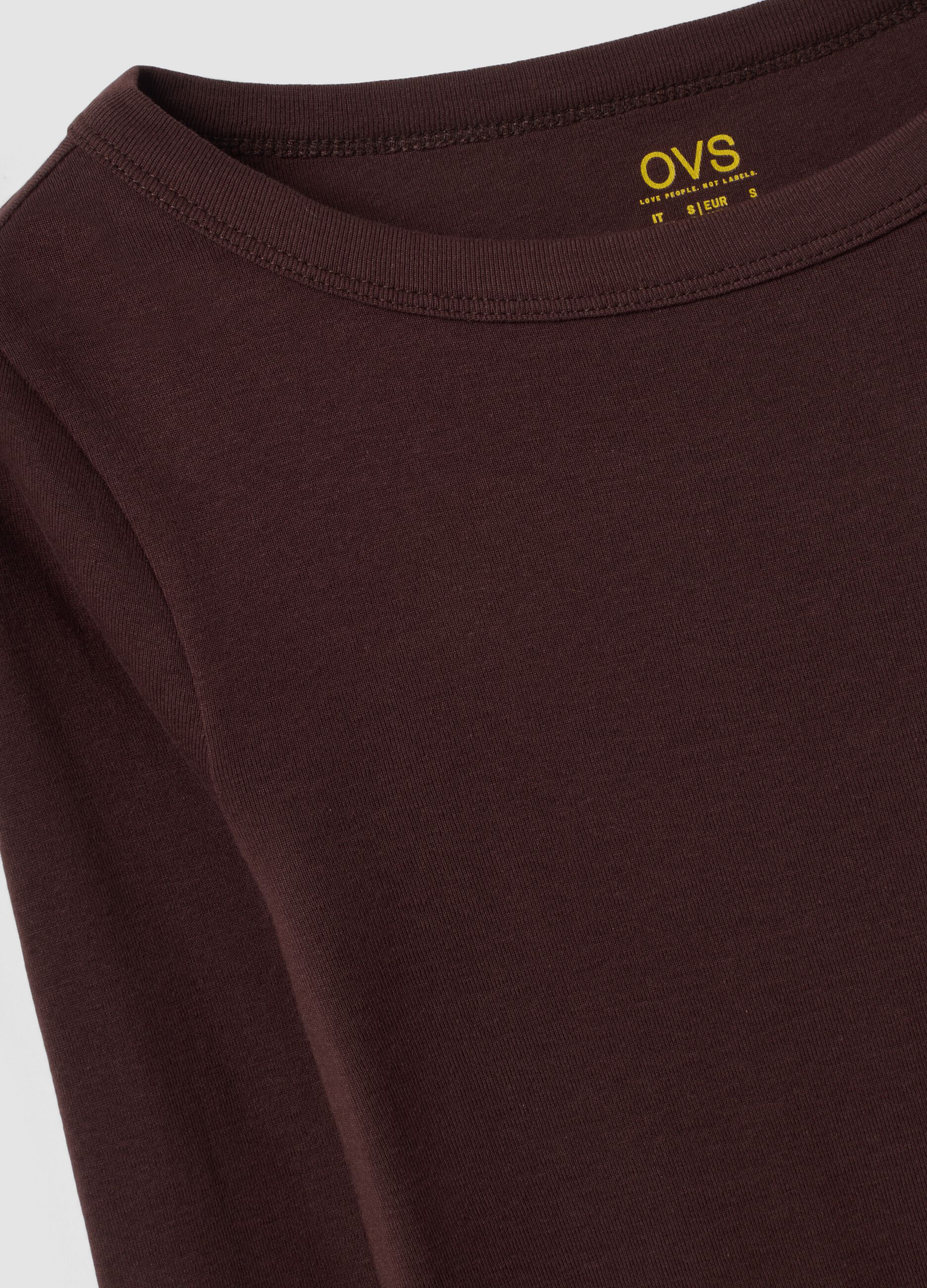 T-shirt marrone in puro cotone con girocollo regular fit