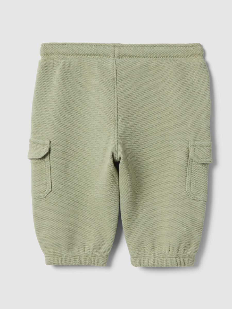 Shorts cargo verdes para beb&eacute; en mezcla de algod&oacute;n, corte regular_1
