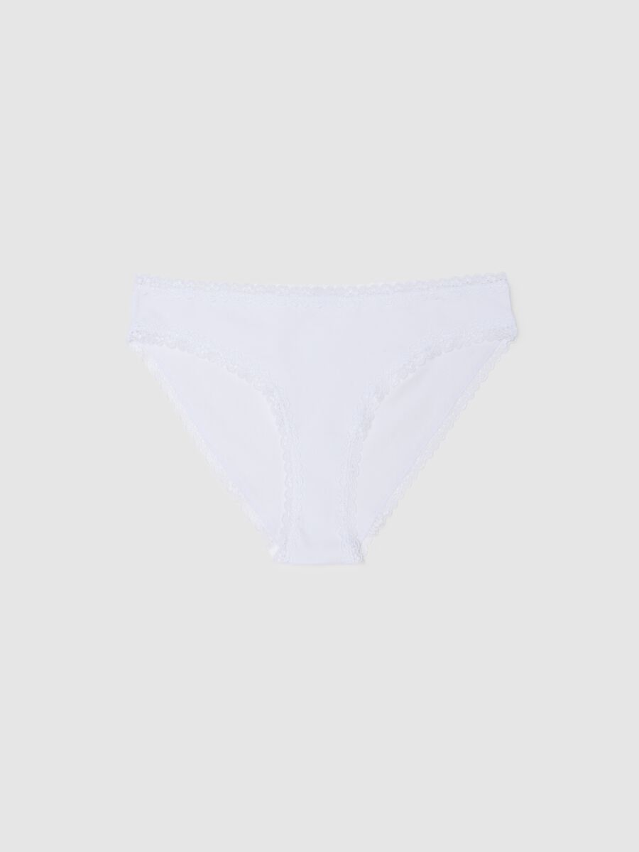 White Regular Fit Stretch Cotton Briefs with Lace_4