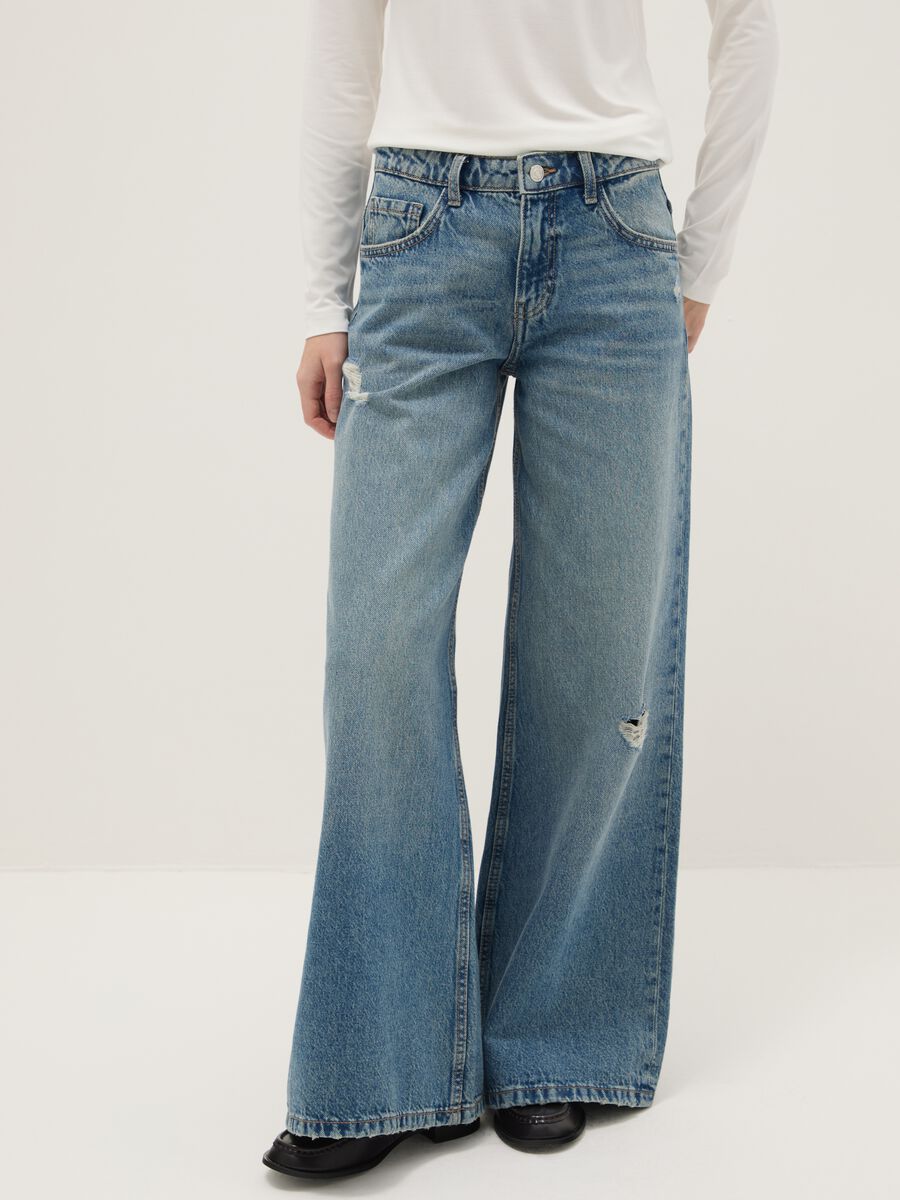 Wide leg blue cotton jeans with rips_1